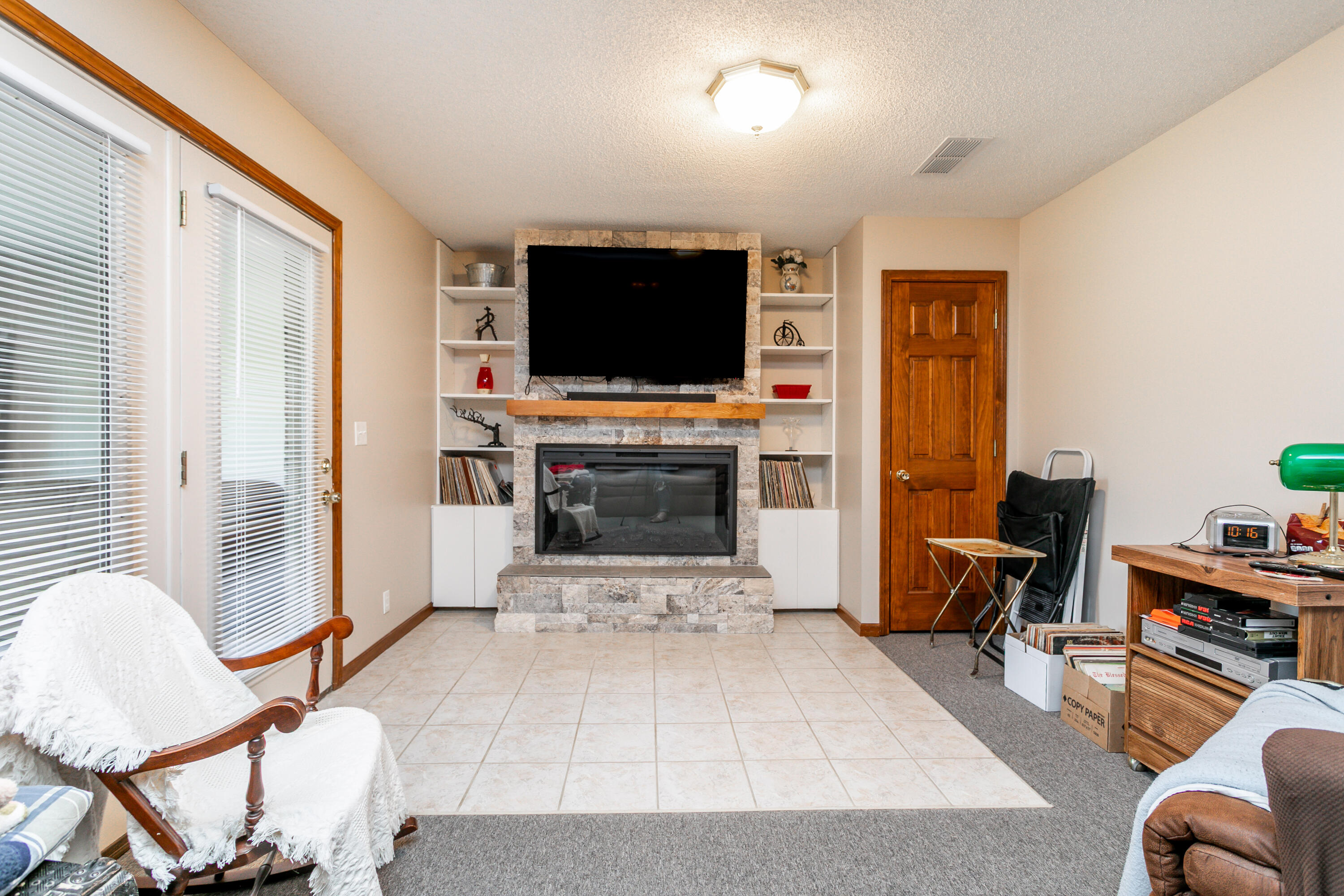 10673 Audrain Rd 973 Property Photo 25