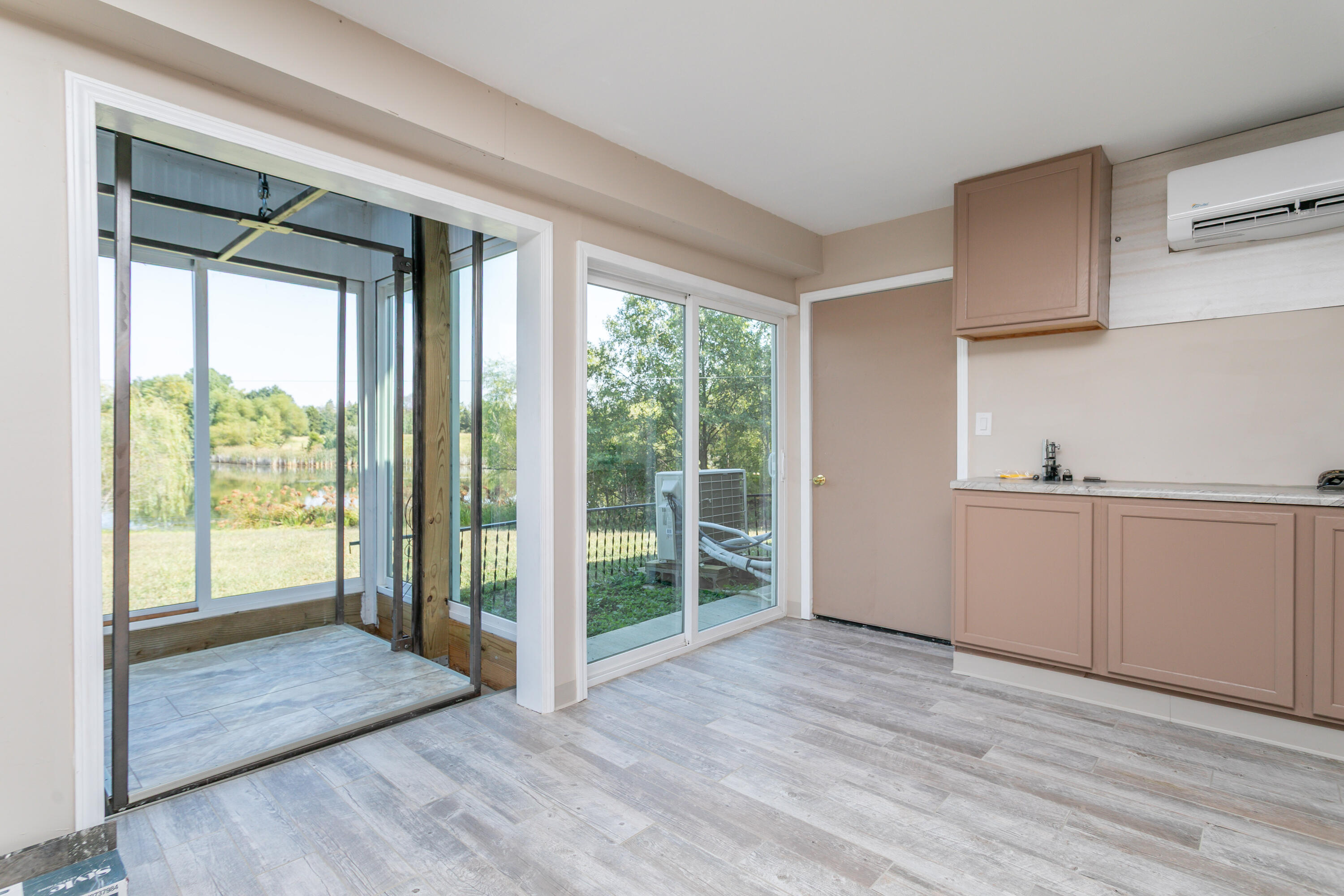 10673 Audrain Rd 973 Property Photo 36