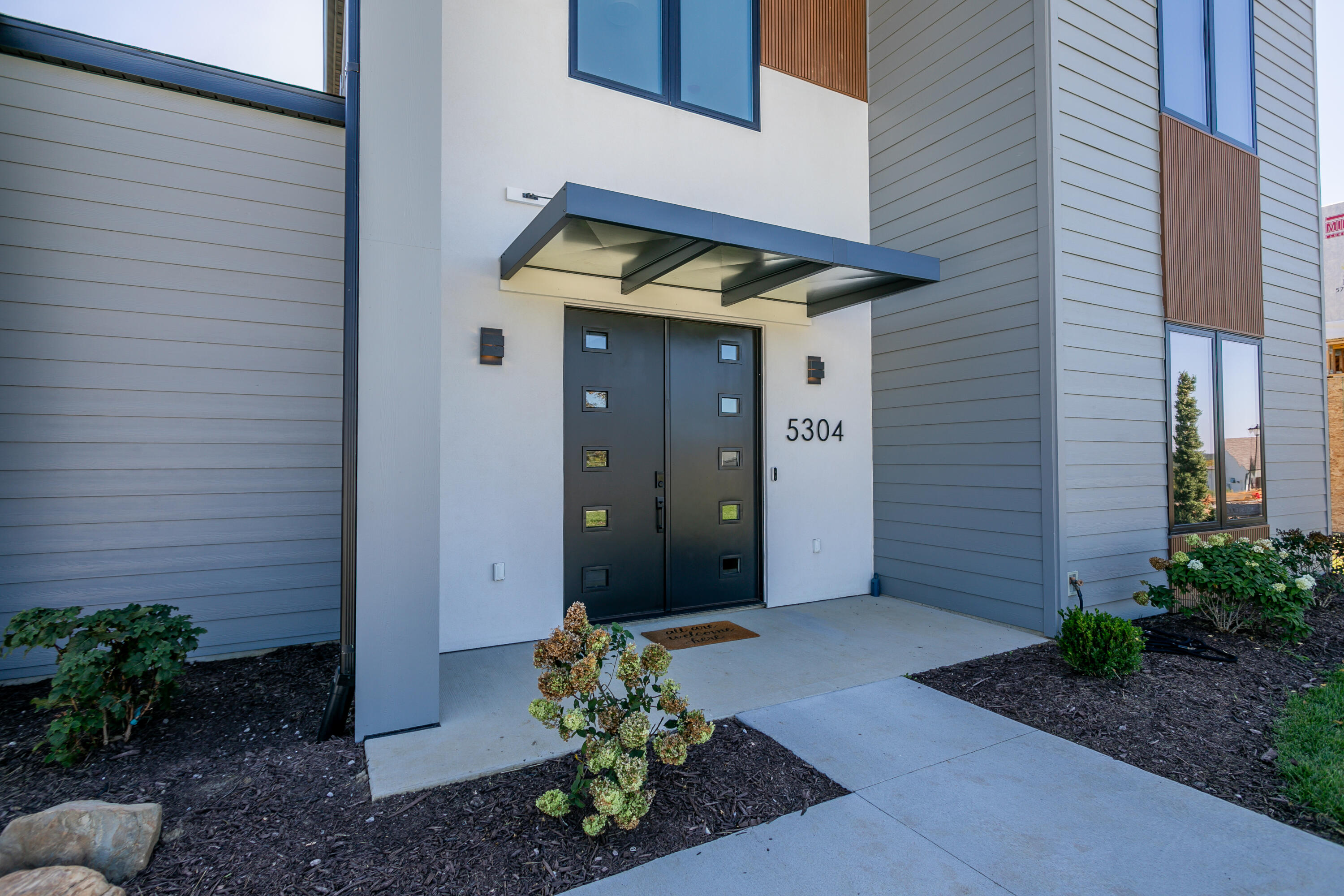 5304 Whitefish Dr Property Photo 3