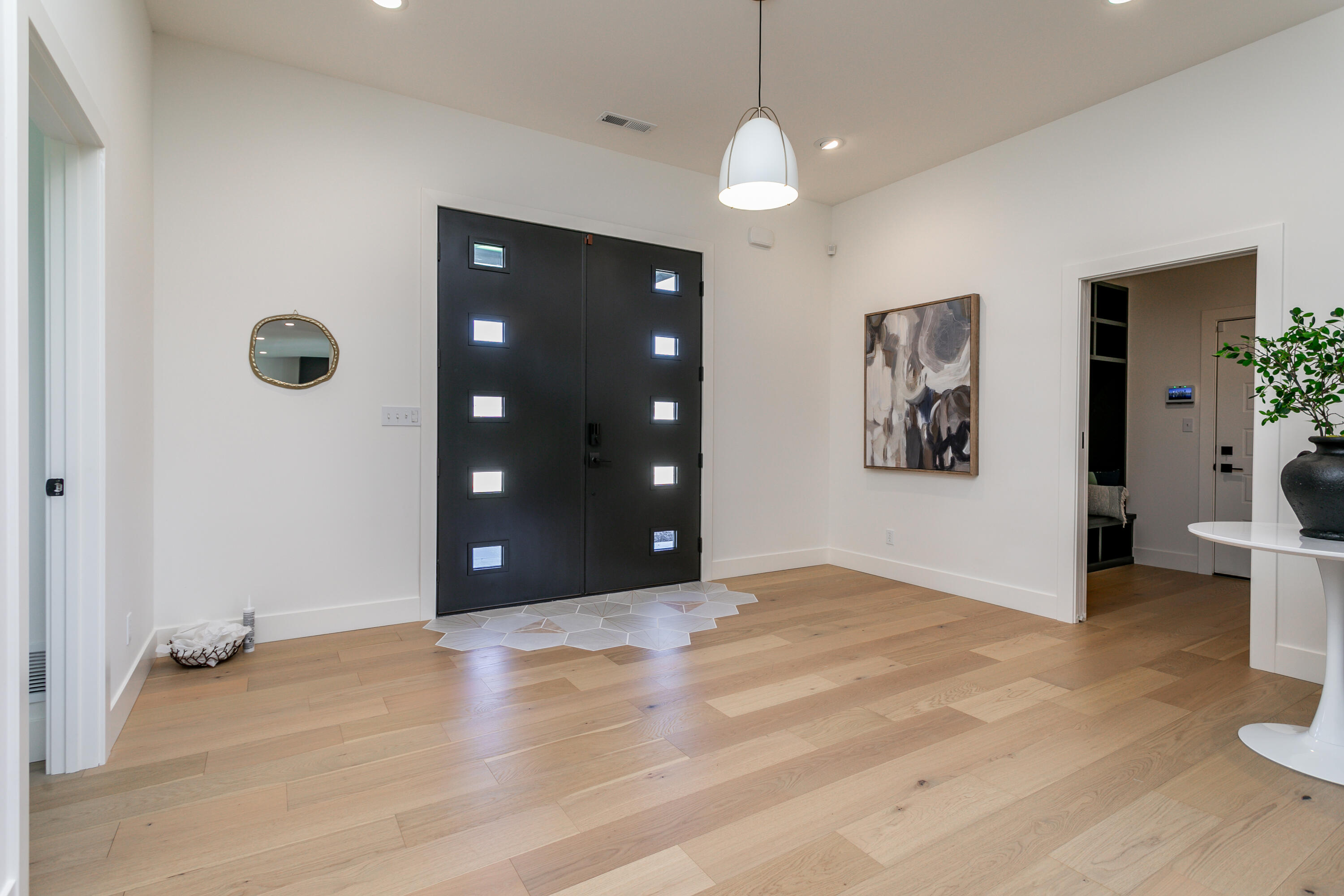 5304 Whitefish Dr Property Photo 4