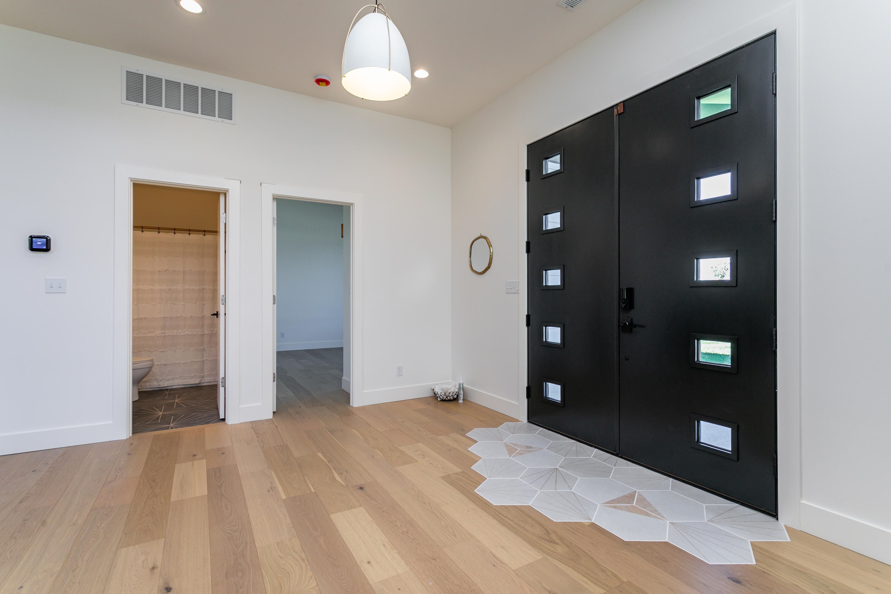 5304 Whitefish Dr Property Photo 6