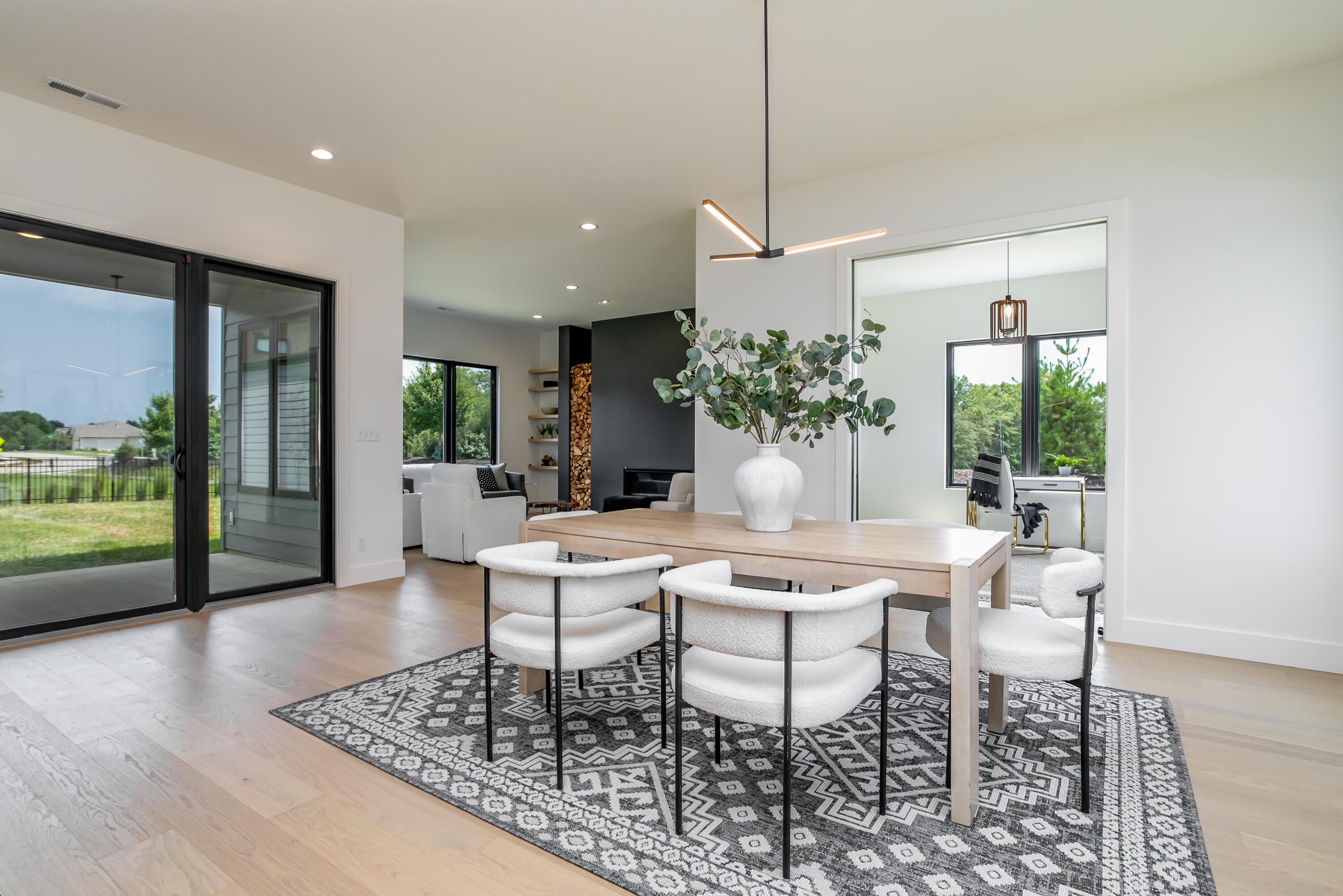 5304 Whitefish Dr Property Photo 20