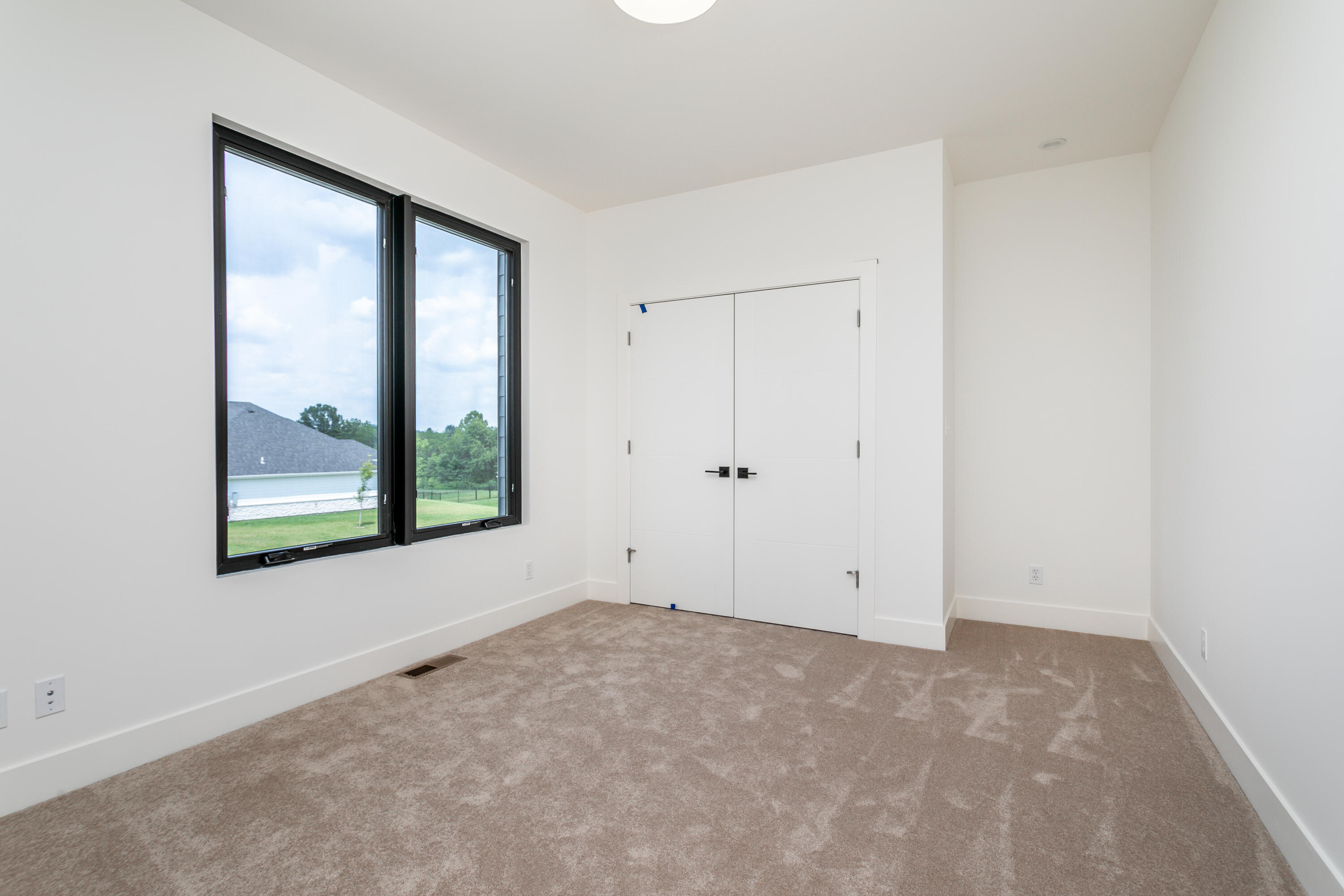 5304 Whitefish Dr Property Photo 49