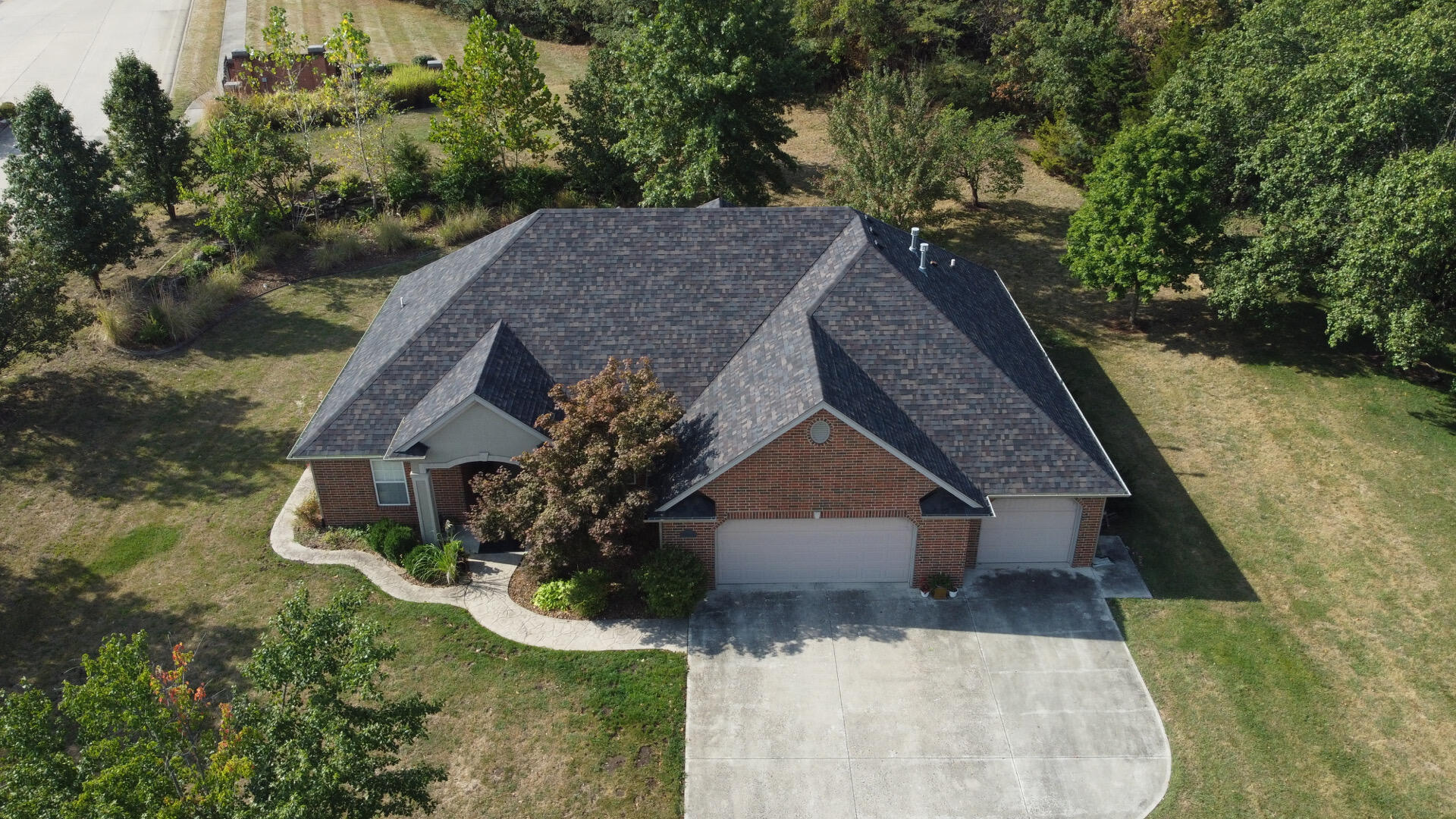 2712 Lacewood Dr Property Photo 1