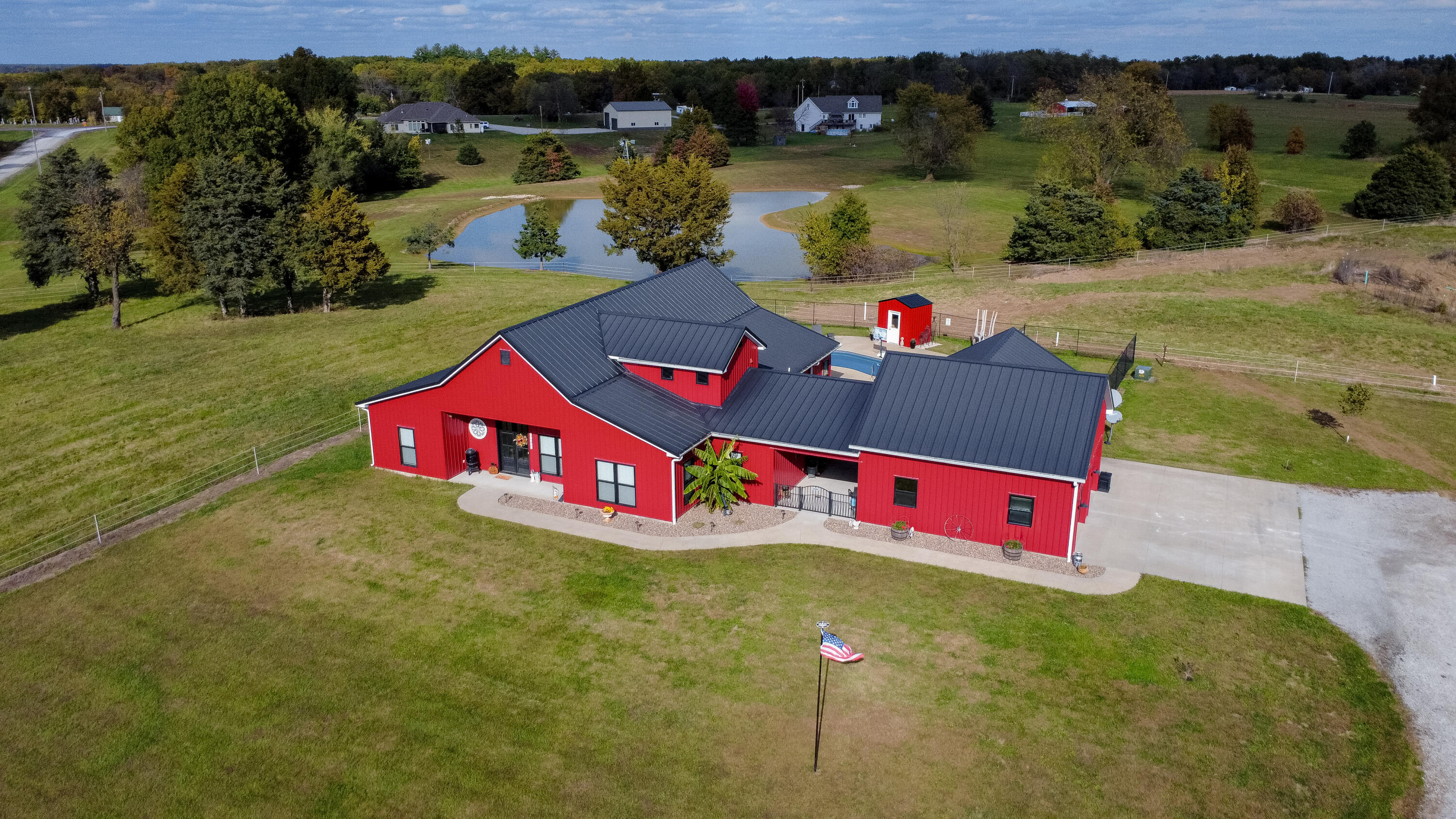 17950 N Old No. 7 Property Photo 1