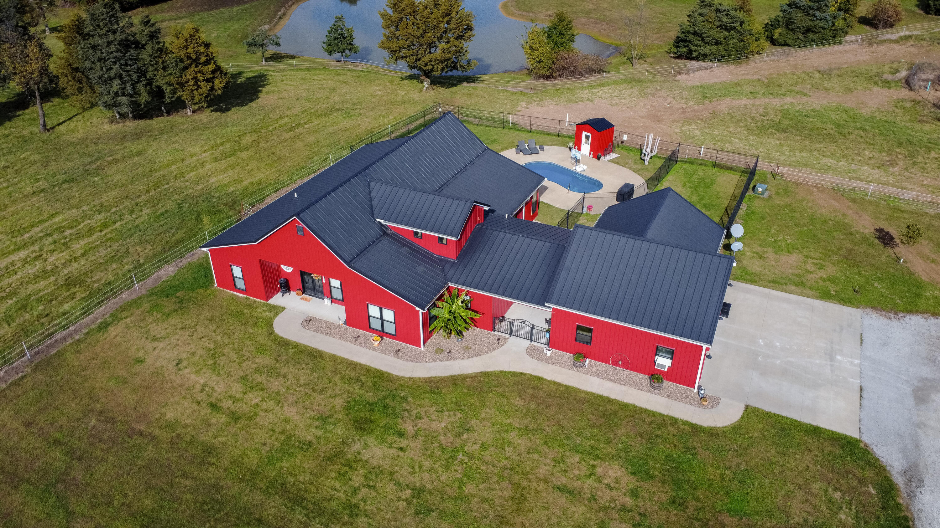 17950 N Old No. 7 Property Photo 2