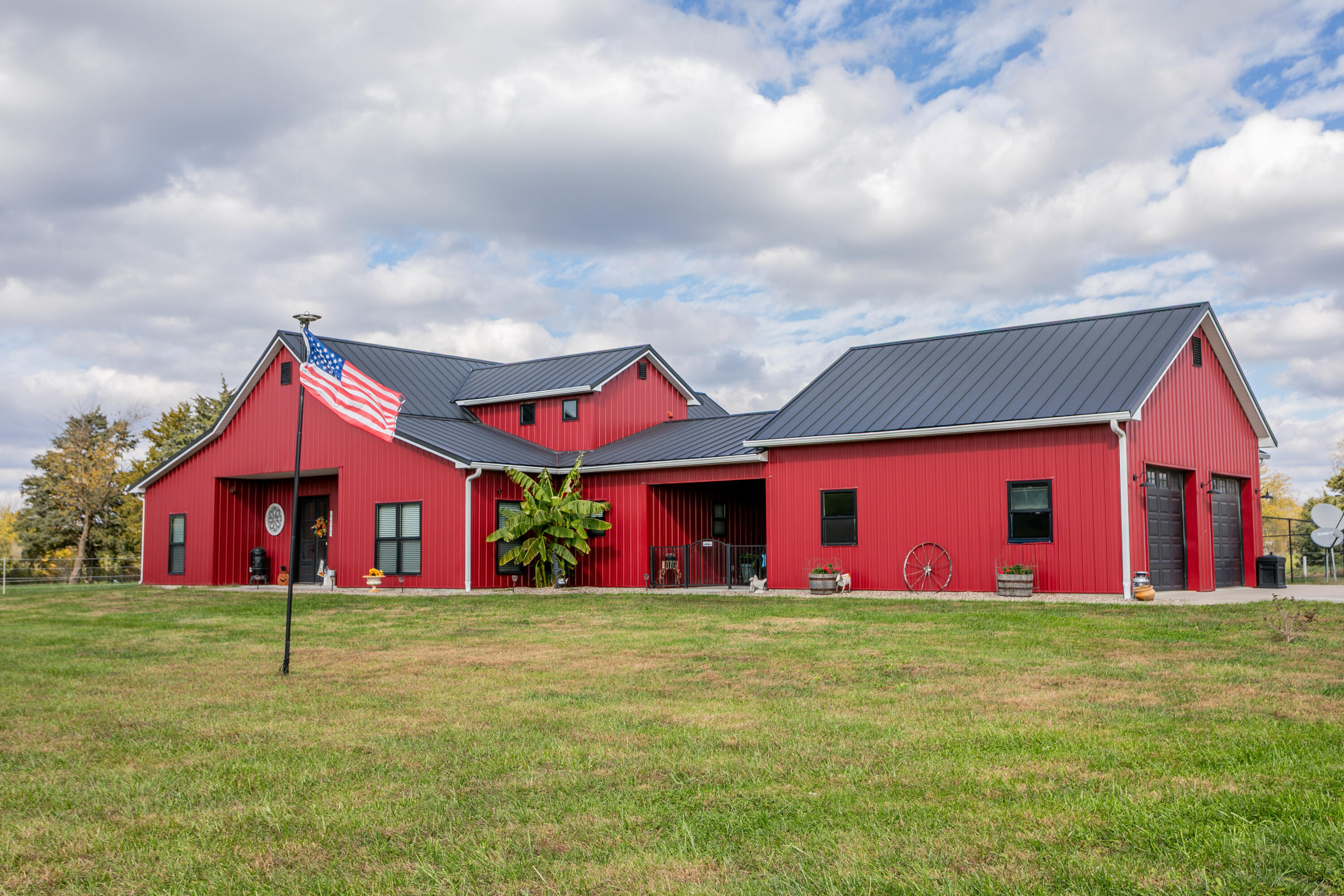 17950 N Old No. 7 Property Photo 6