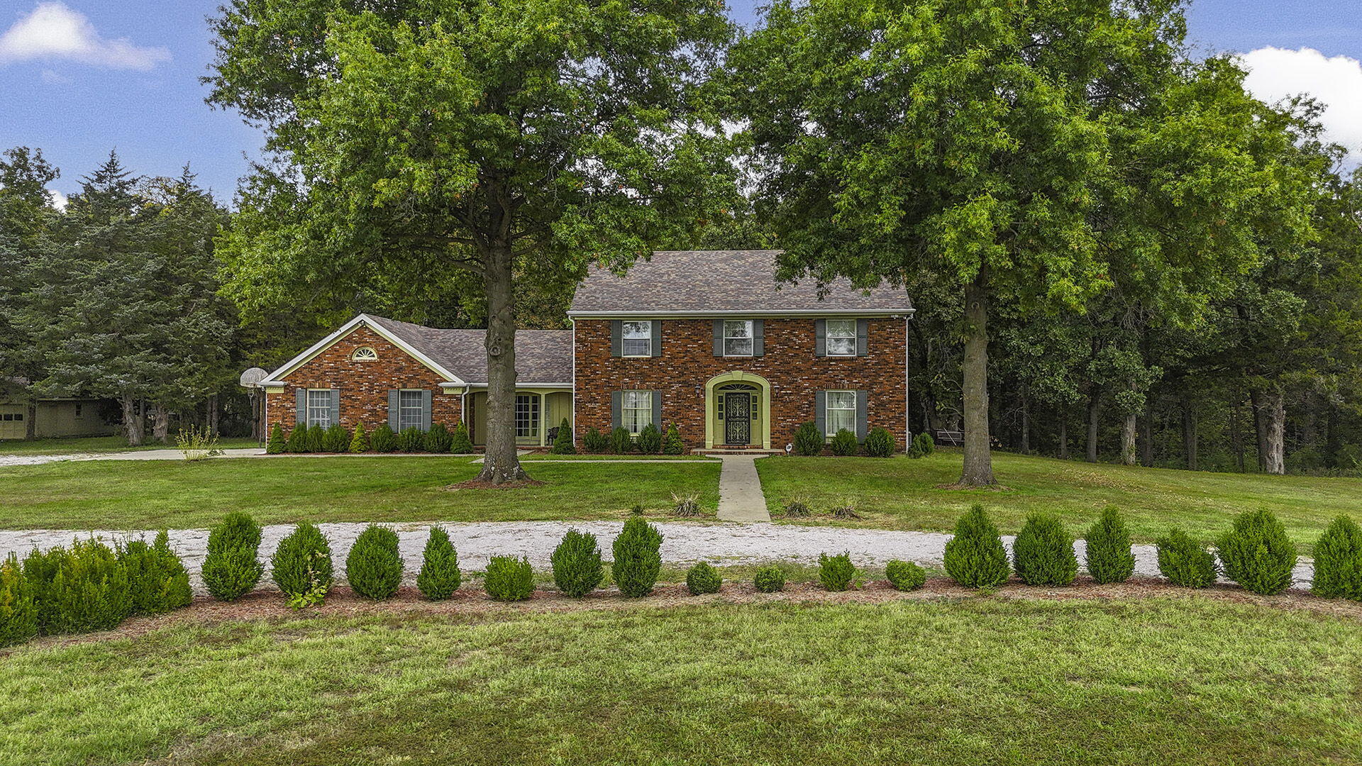 28166 Highway 154 Property Photo 1