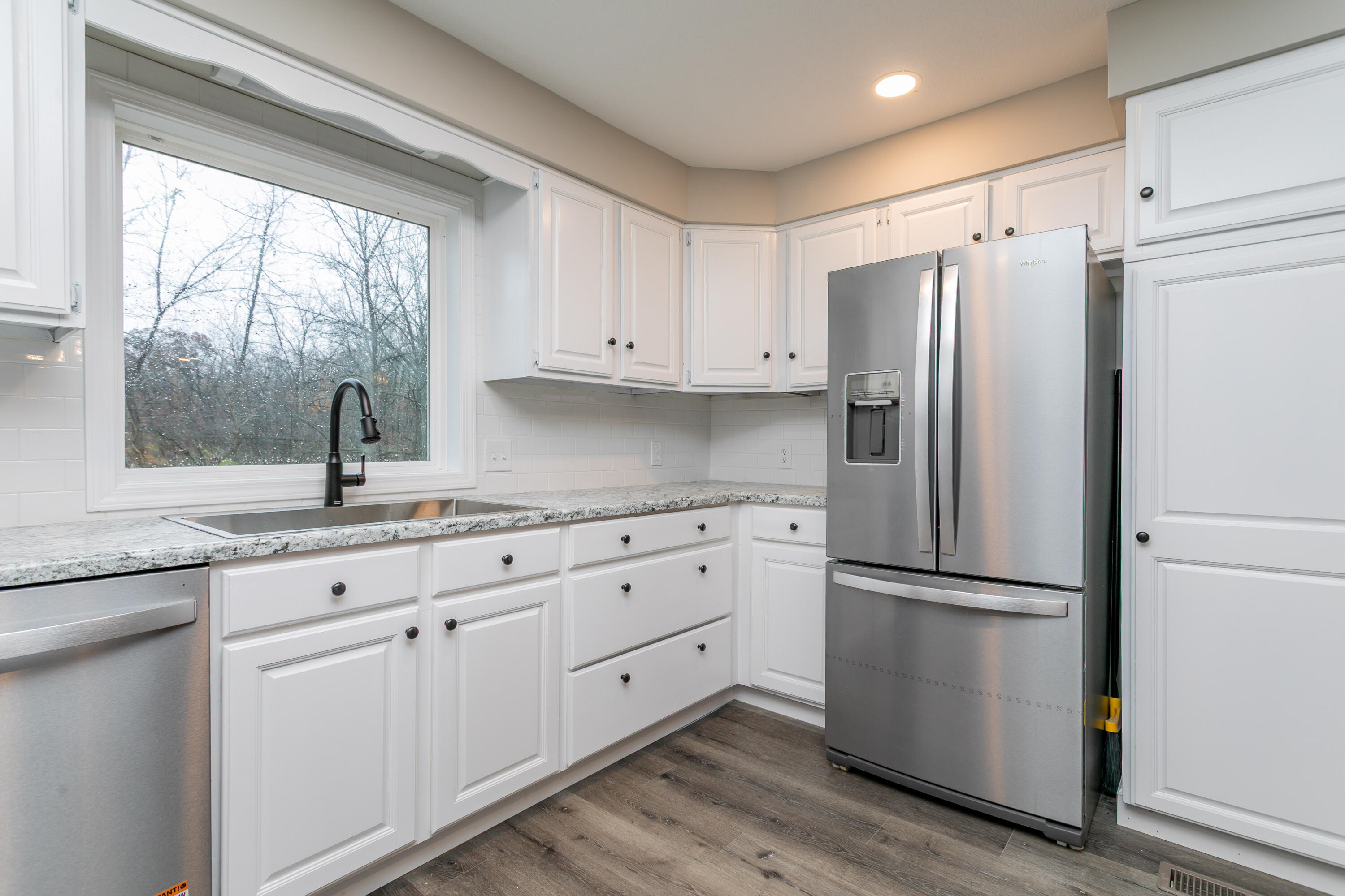 19750 Drew Rd Property Photo 9