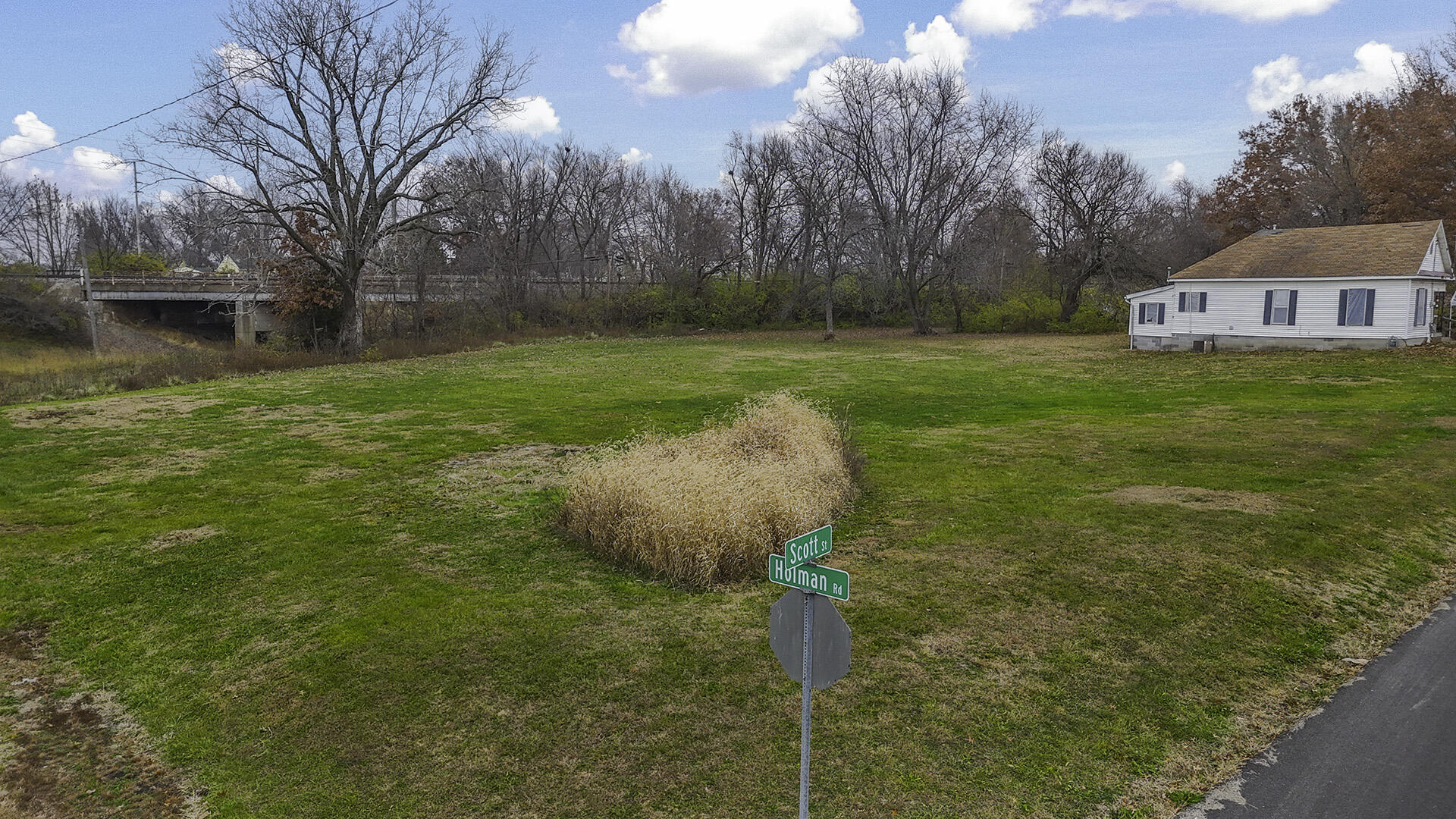 1415 Scott St Property Photo 5