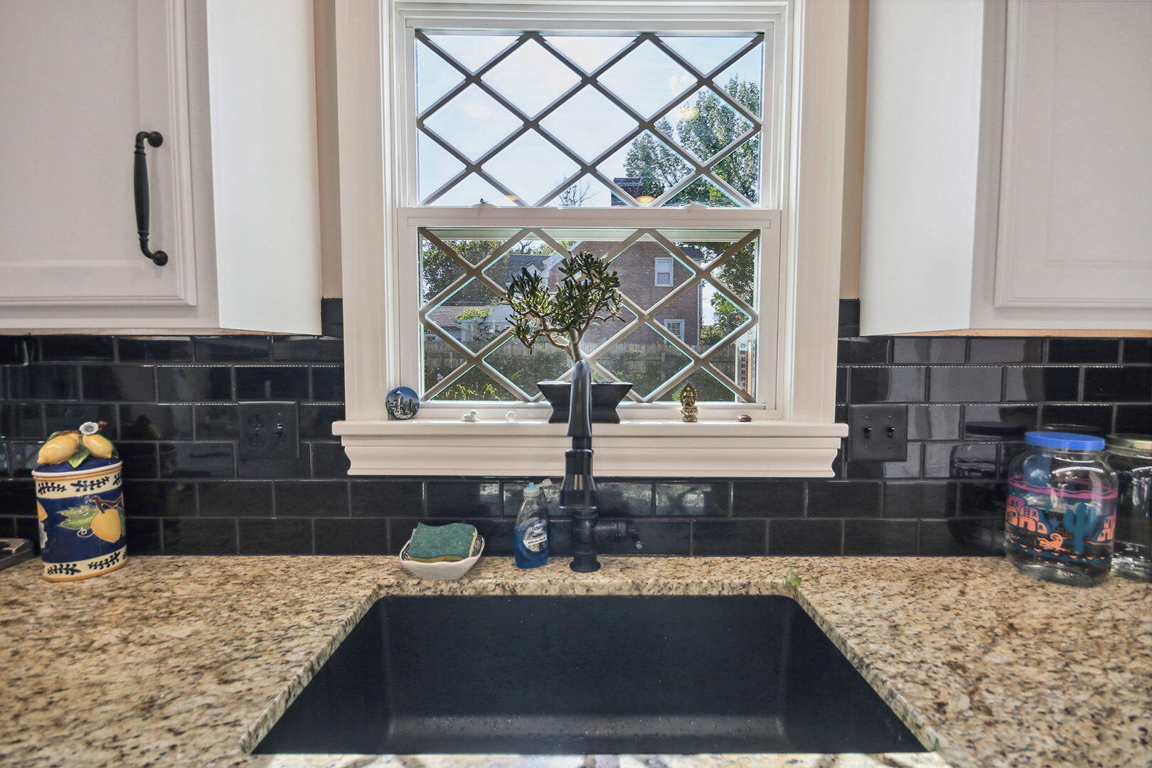 1 Park Cir Property Photo 22
