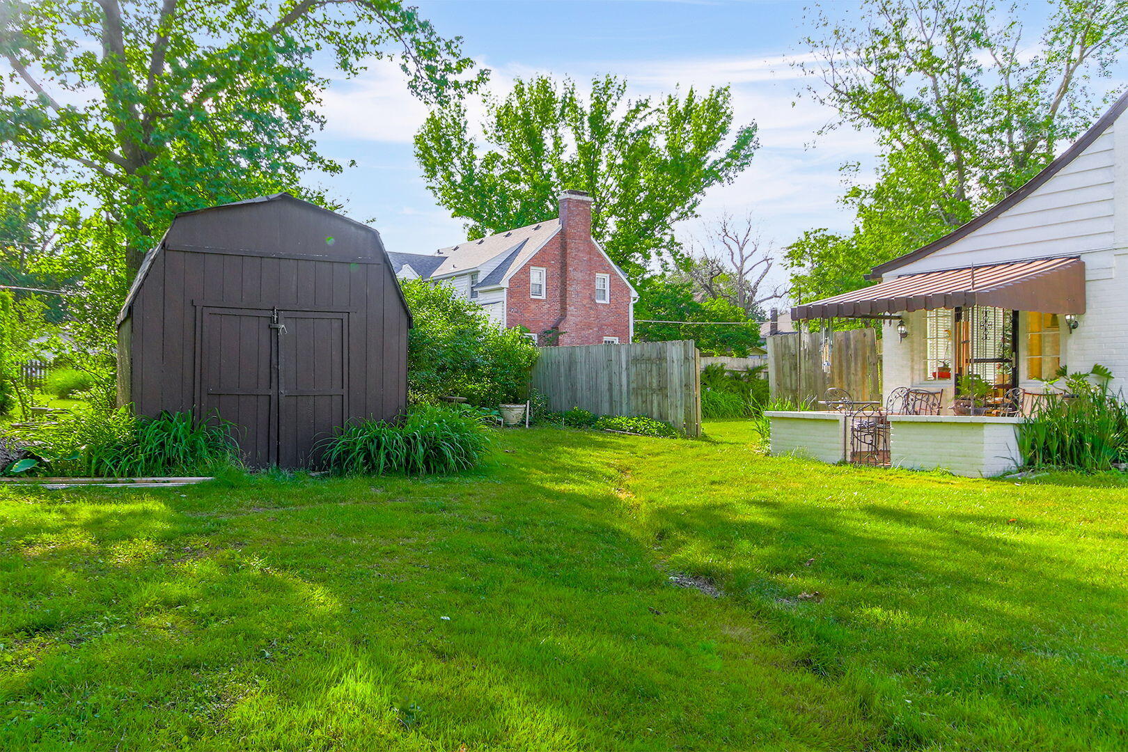 1 Park Cir Property Photo 68