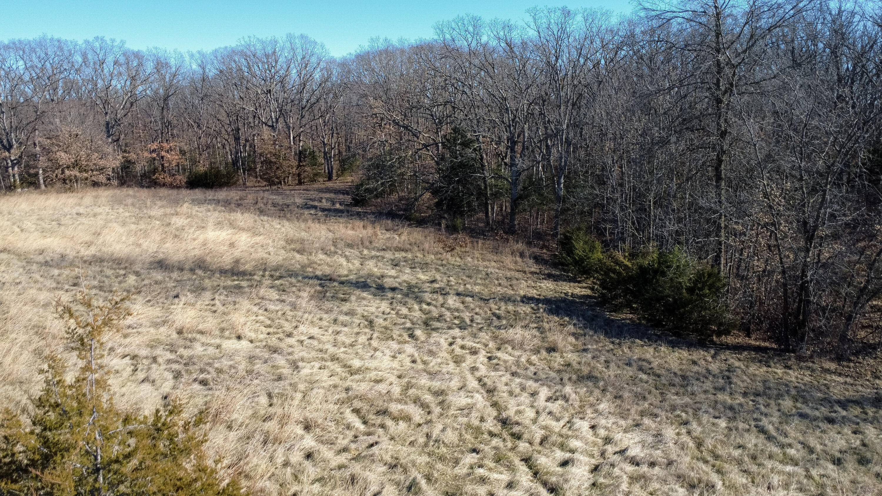 N Barnes Rd Property Photo 20