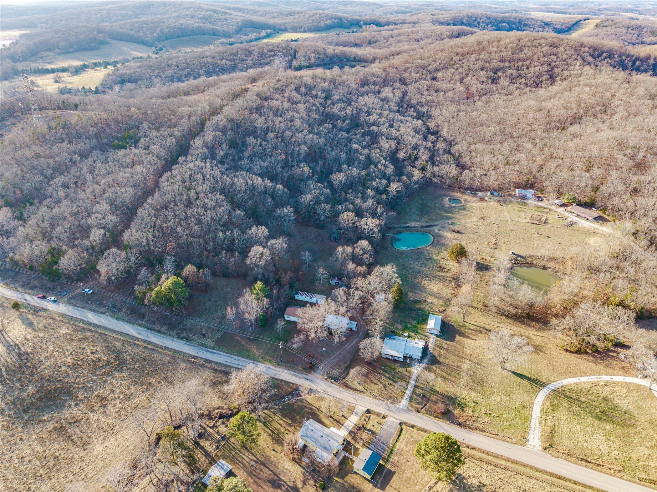 2478 Fowler Rd Property Photo 15