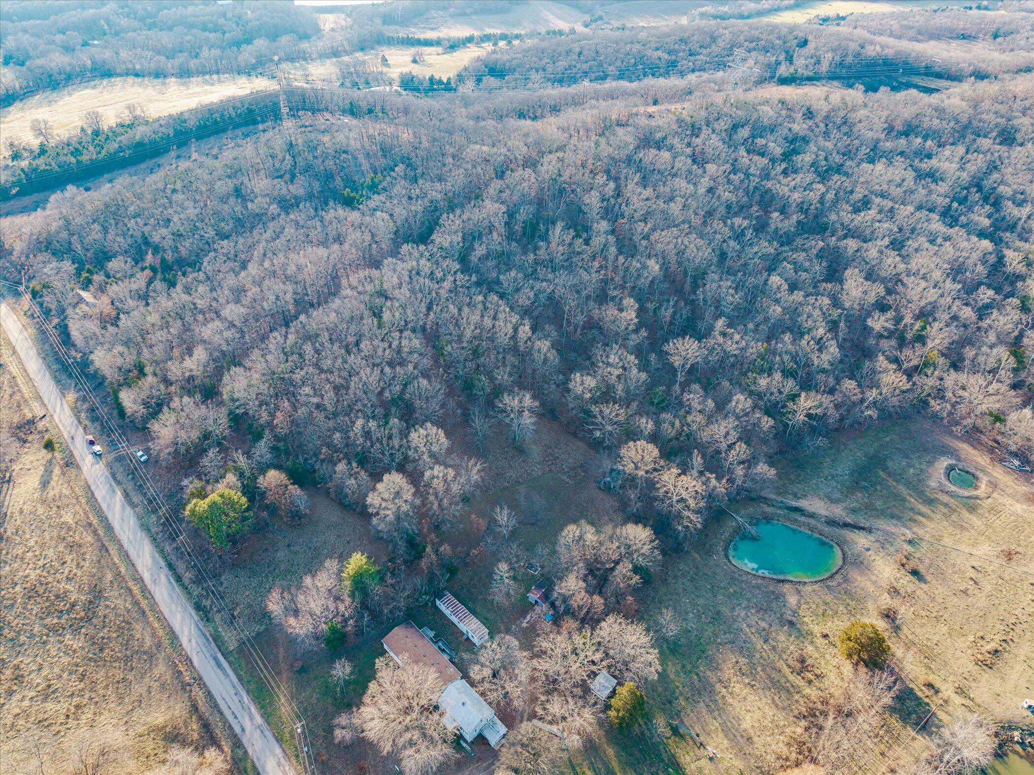 2478 Fowler Rd Property Photo 22