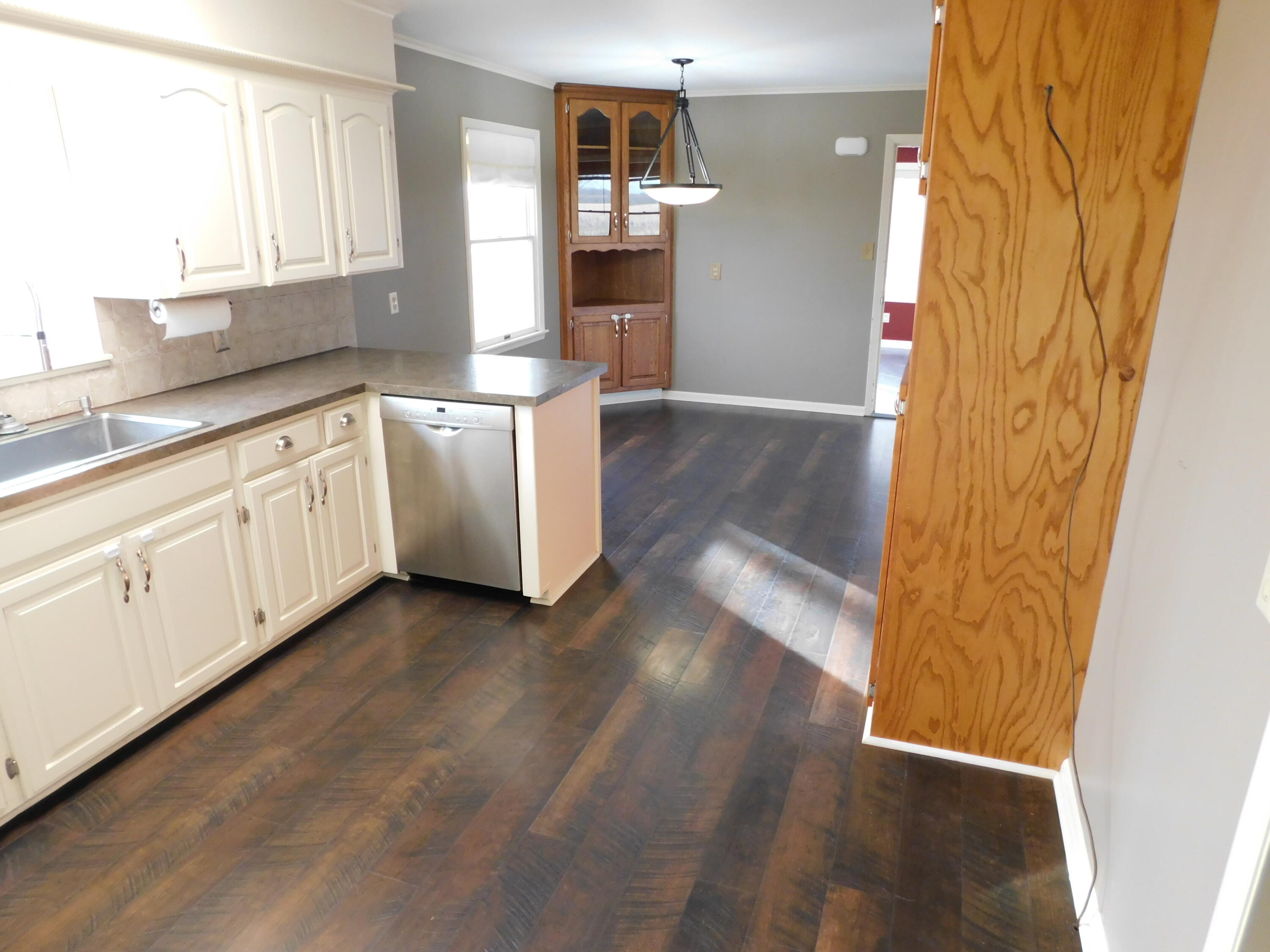 473 Se County Road 996 Property Photo 5