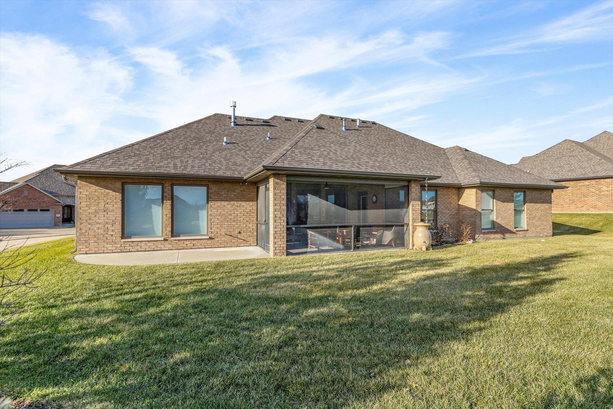 1210 Marcassin Dr Property Photo 44