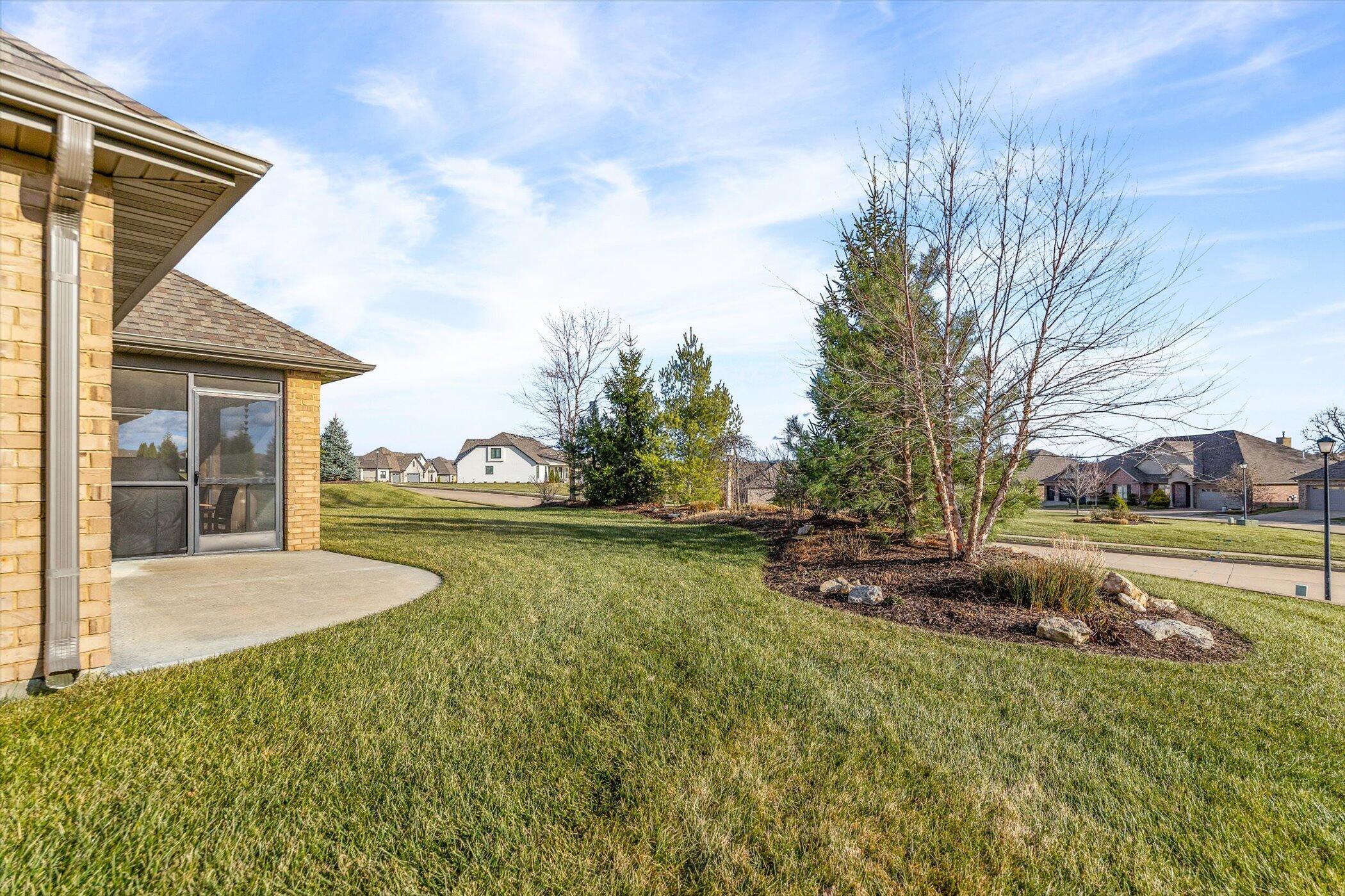 1210 Marcassin Dr Property Photo 46