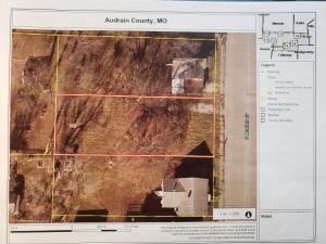 805 S Morris St Property Photo 1