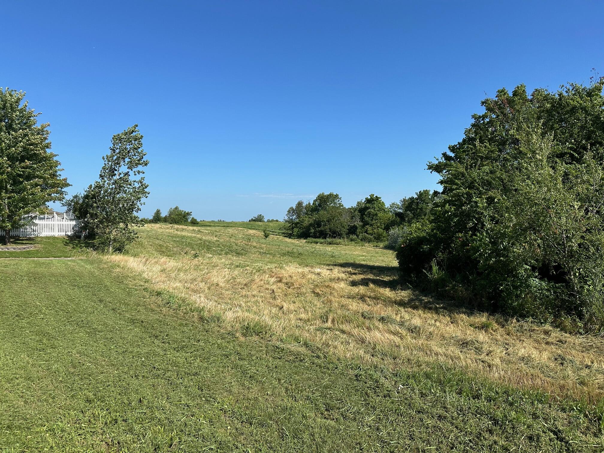 Kit Carson Dr Property Photo 1