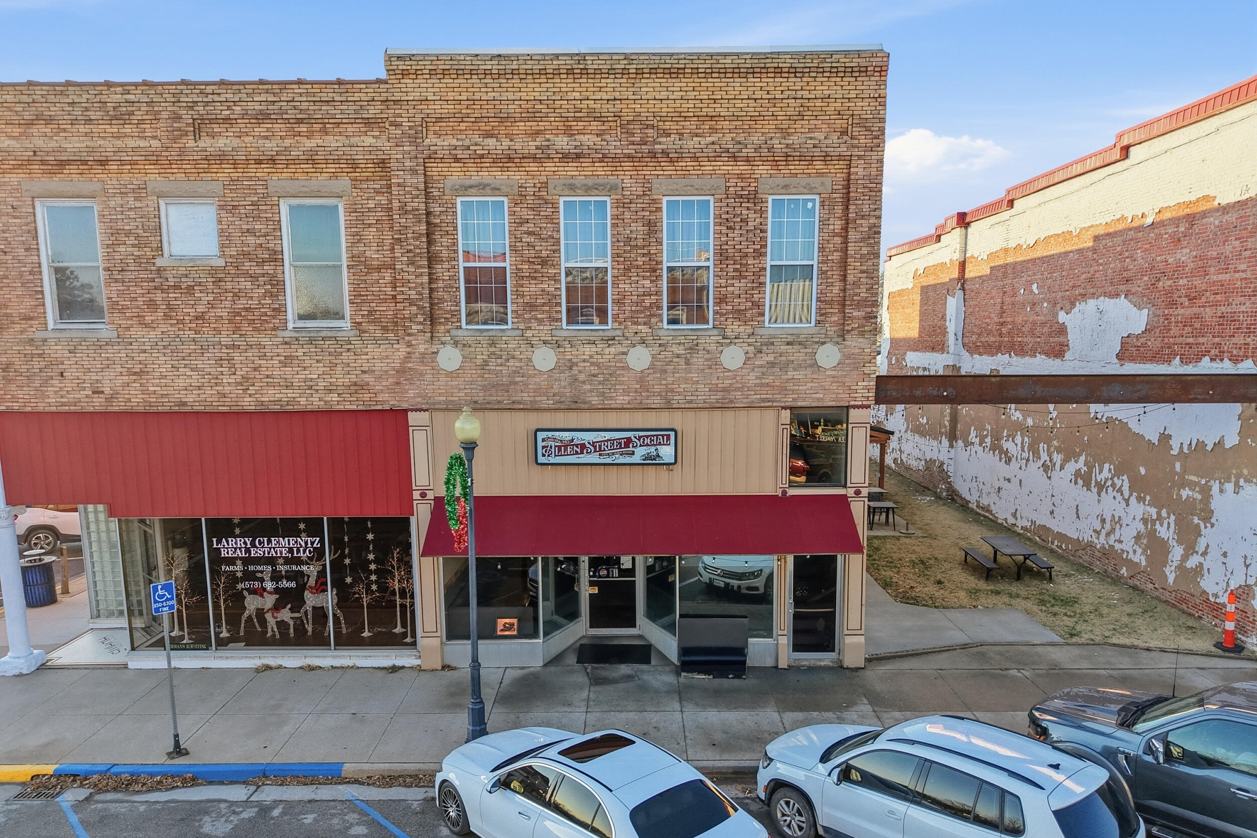 103 N Allen St Property Photo 44