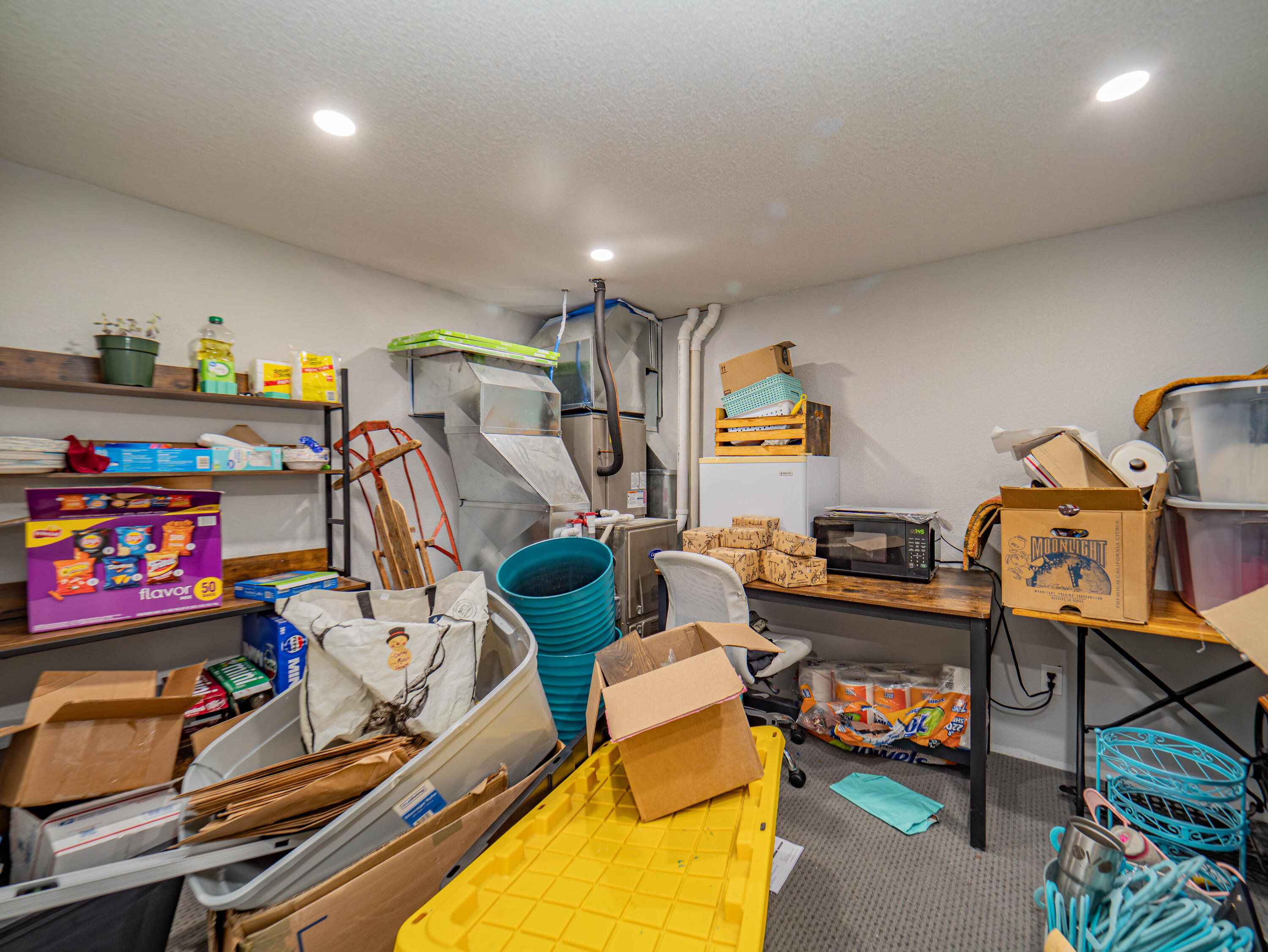 608 1st St Property Photo 18