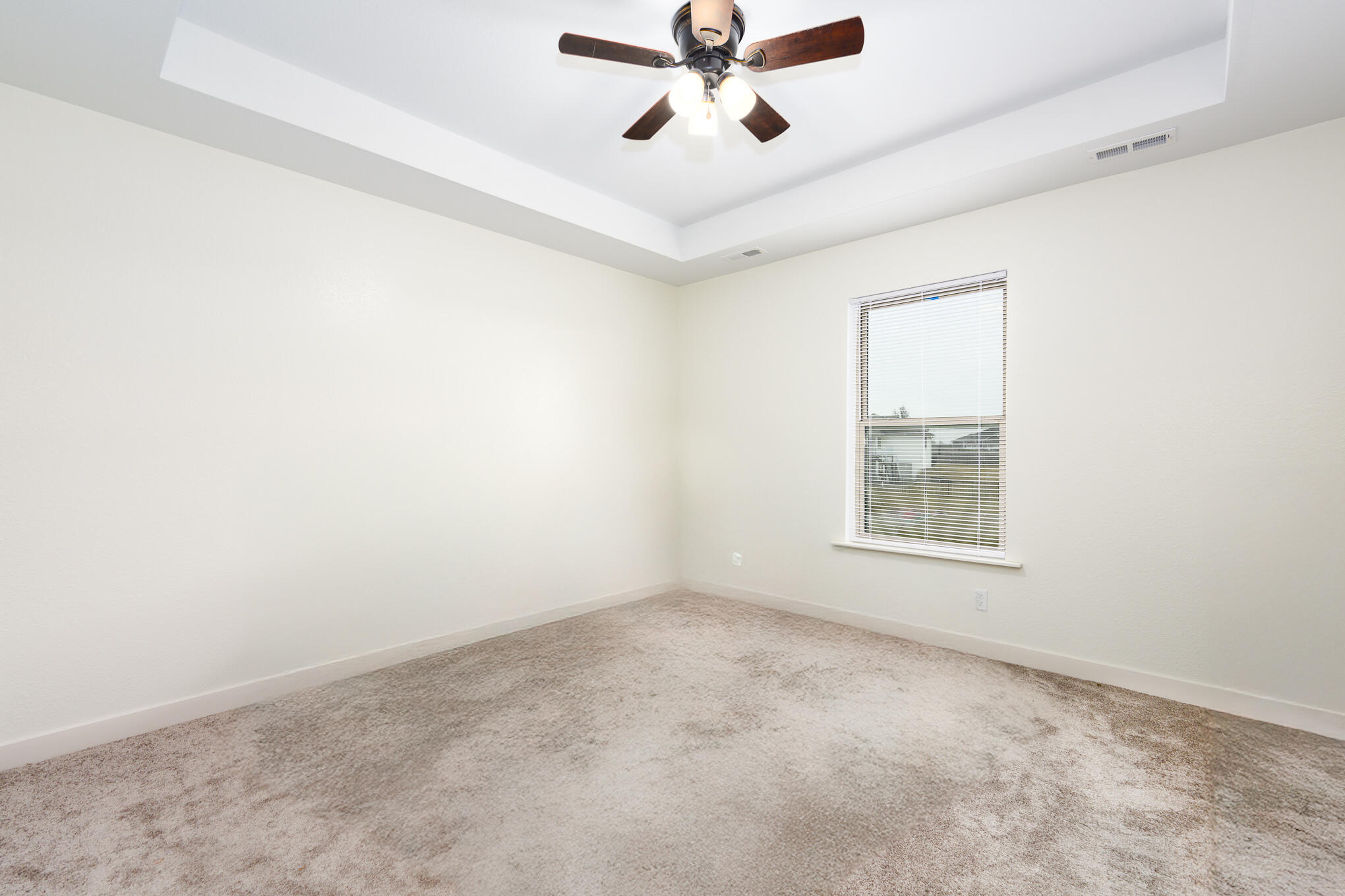 16110 Blue Heron Dr Property Photo 10
