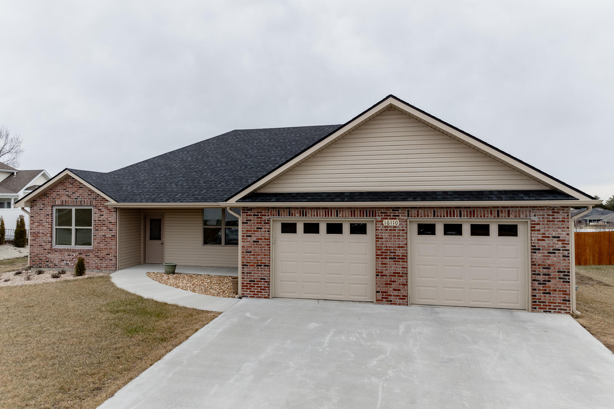 16110 Blue Heron Dr Property Photo 18