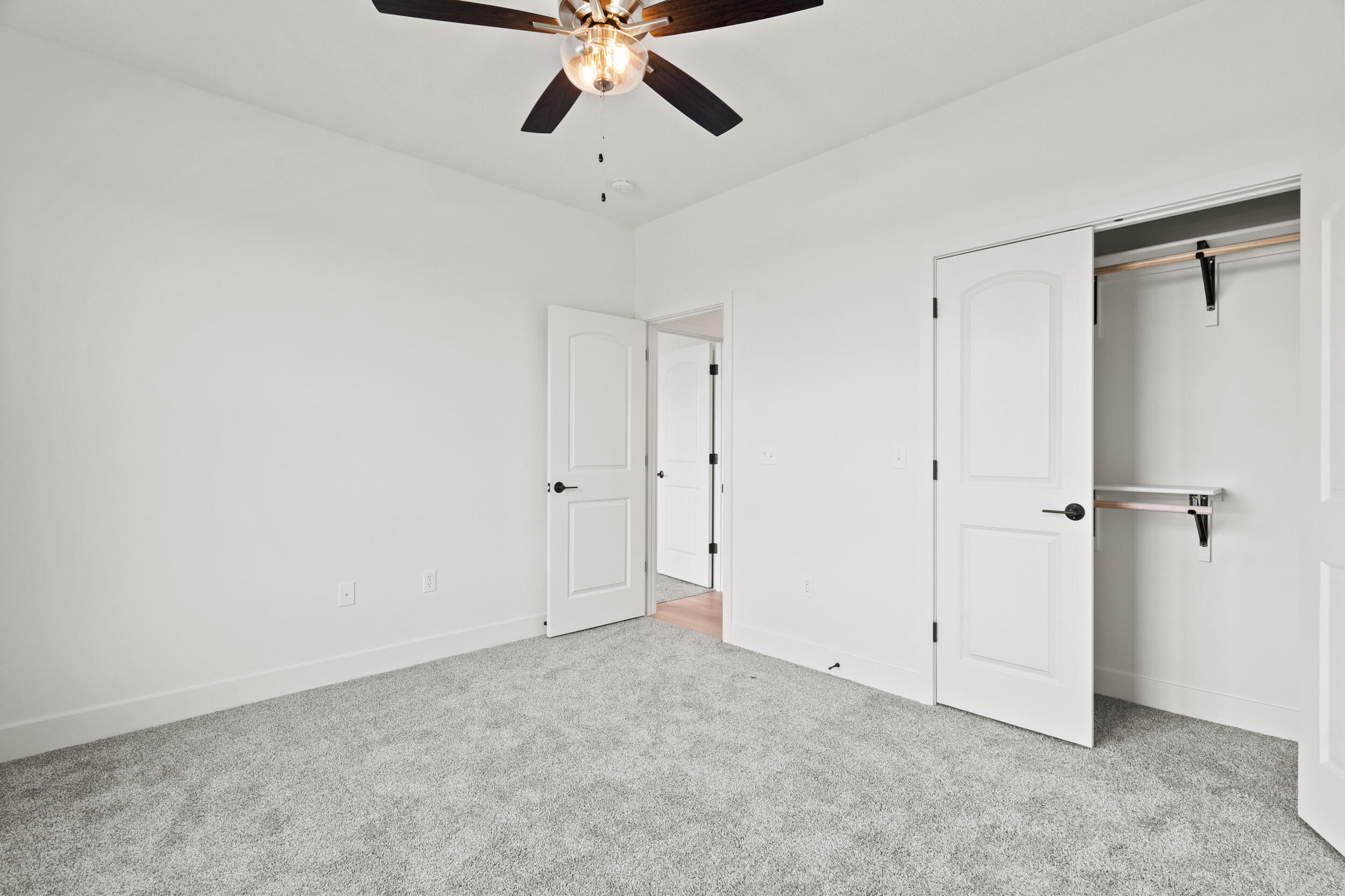 6504 Walsby Dr Property Photo 27