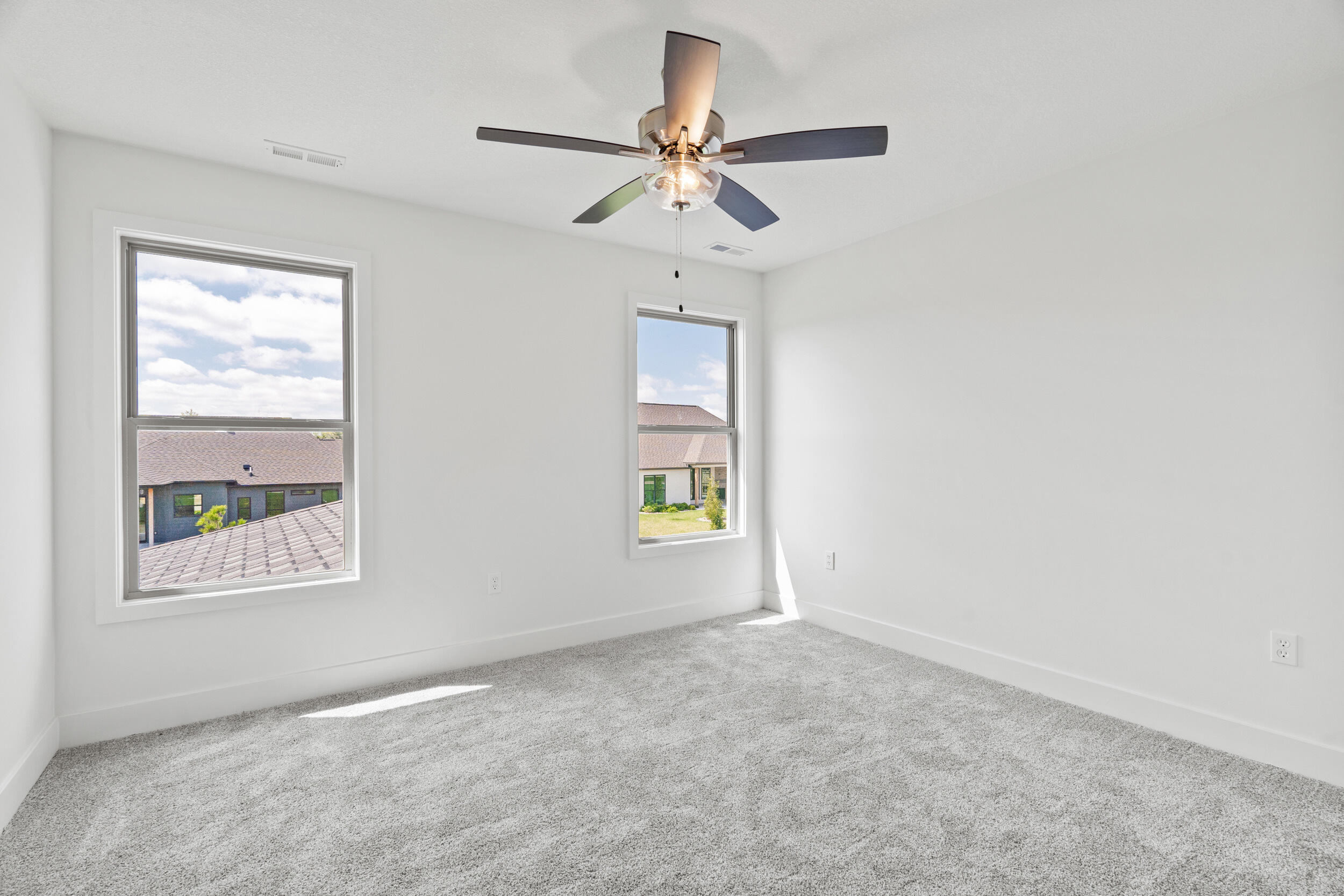 6504 Walsby Dr Property Photo 34