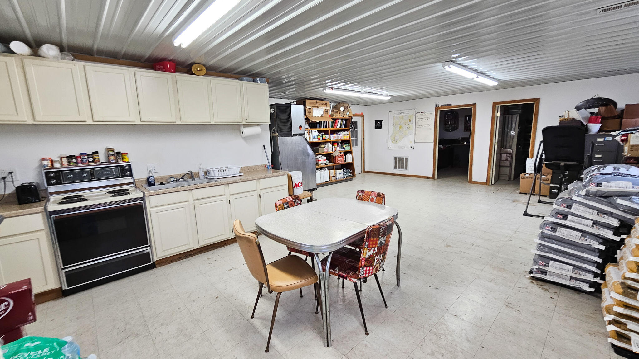 2110 N Bluff St Property Photo 20