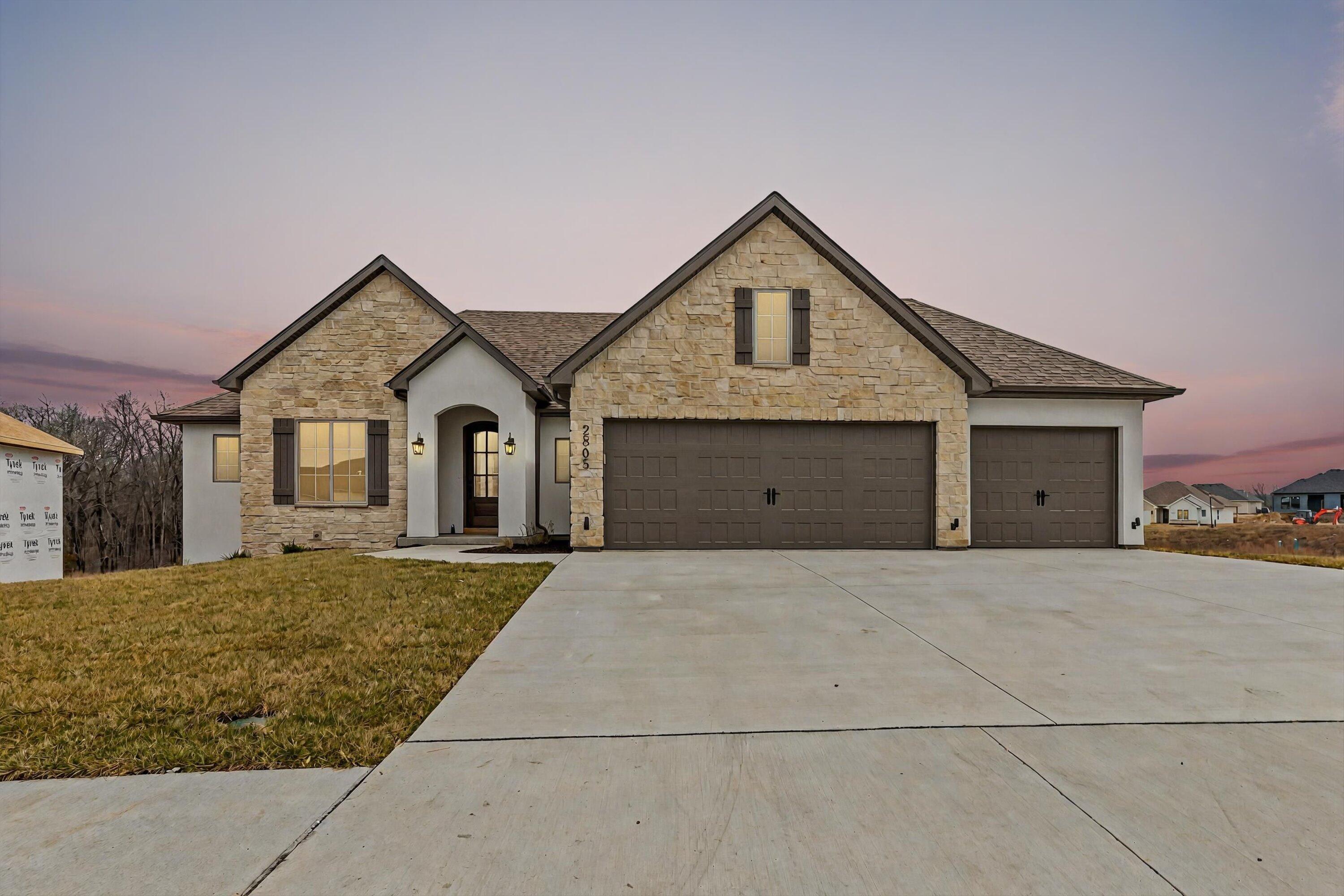 2805 Misty Flower Dr Property Photo 1