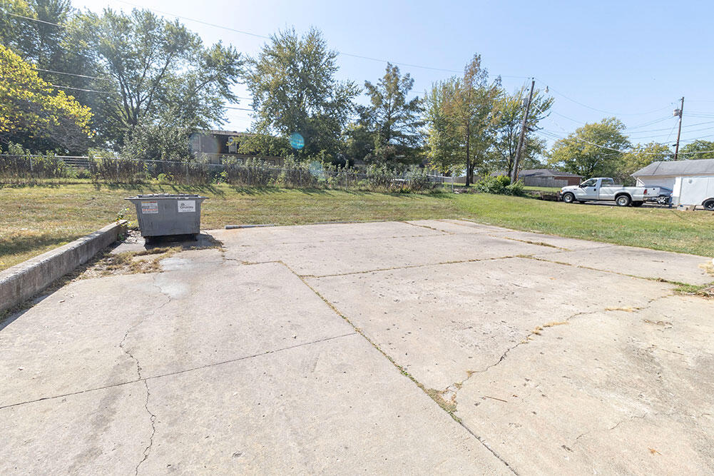 2916 Leeway Dr C Property Photo 15