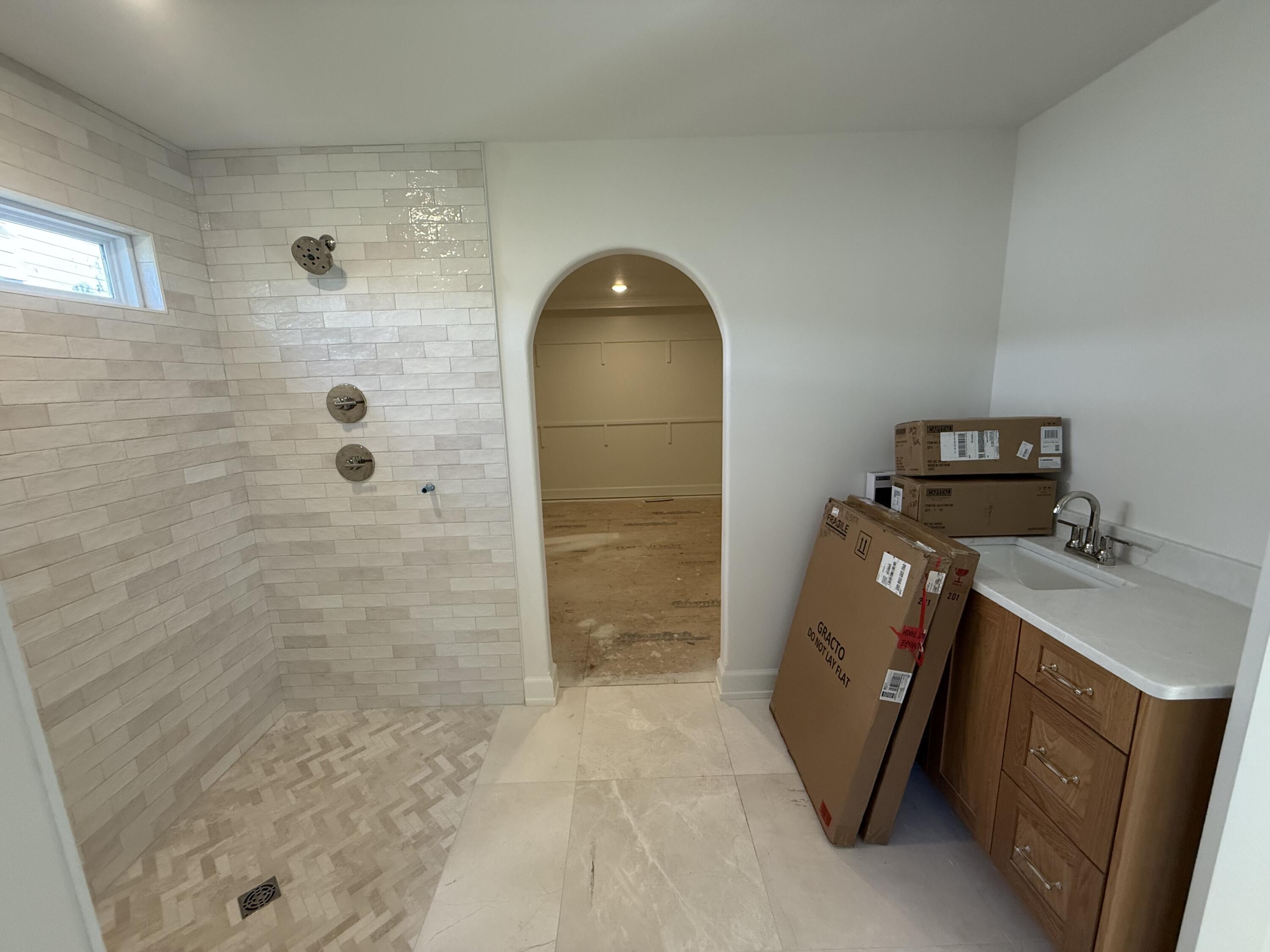 7320 Sella Ct Property Photo 9