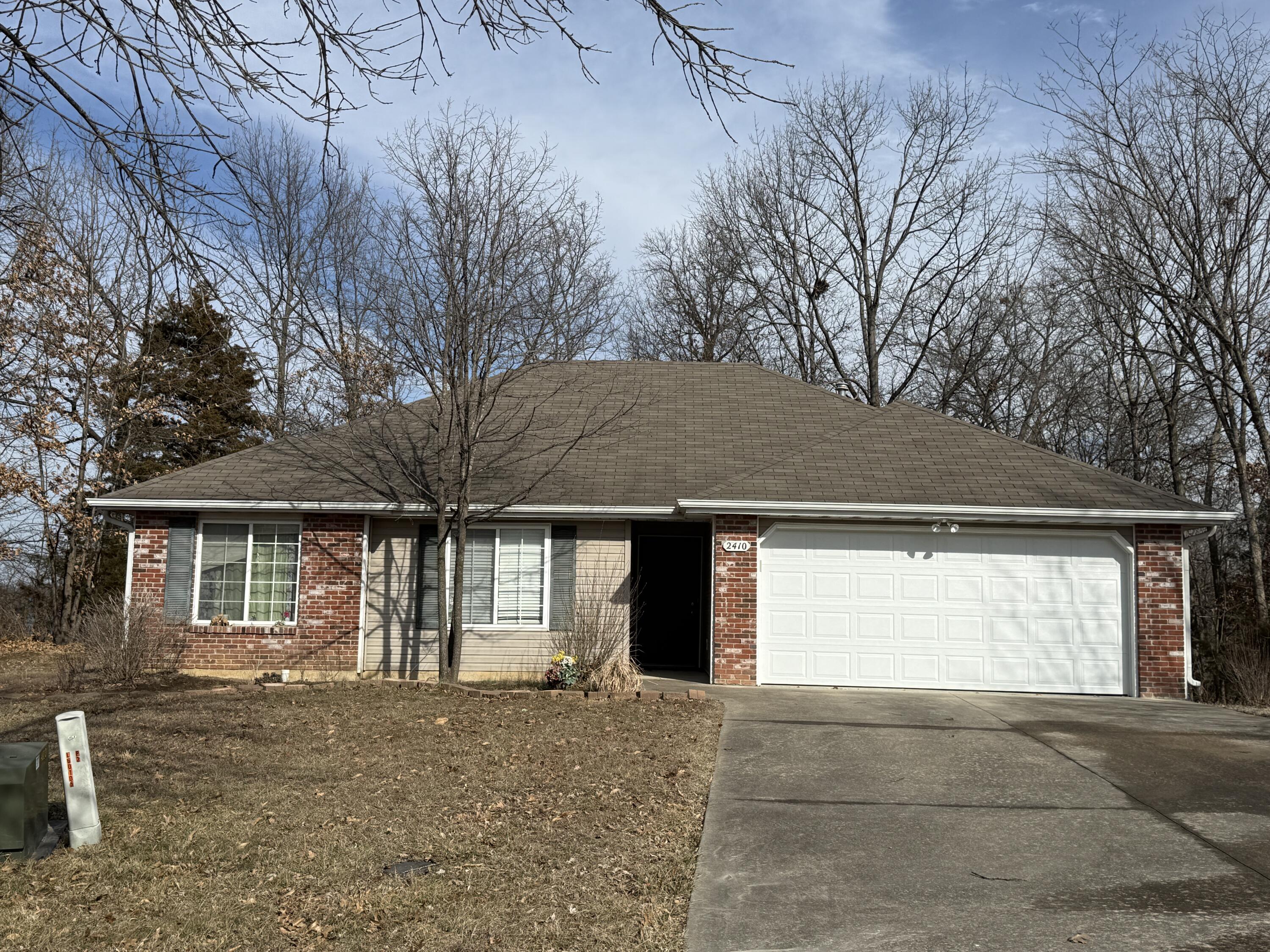 2410 Bentley Ct Property Photo 1