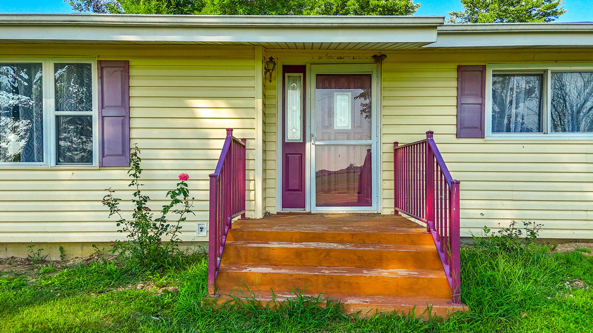 36950 Highway K Property Photo 2
