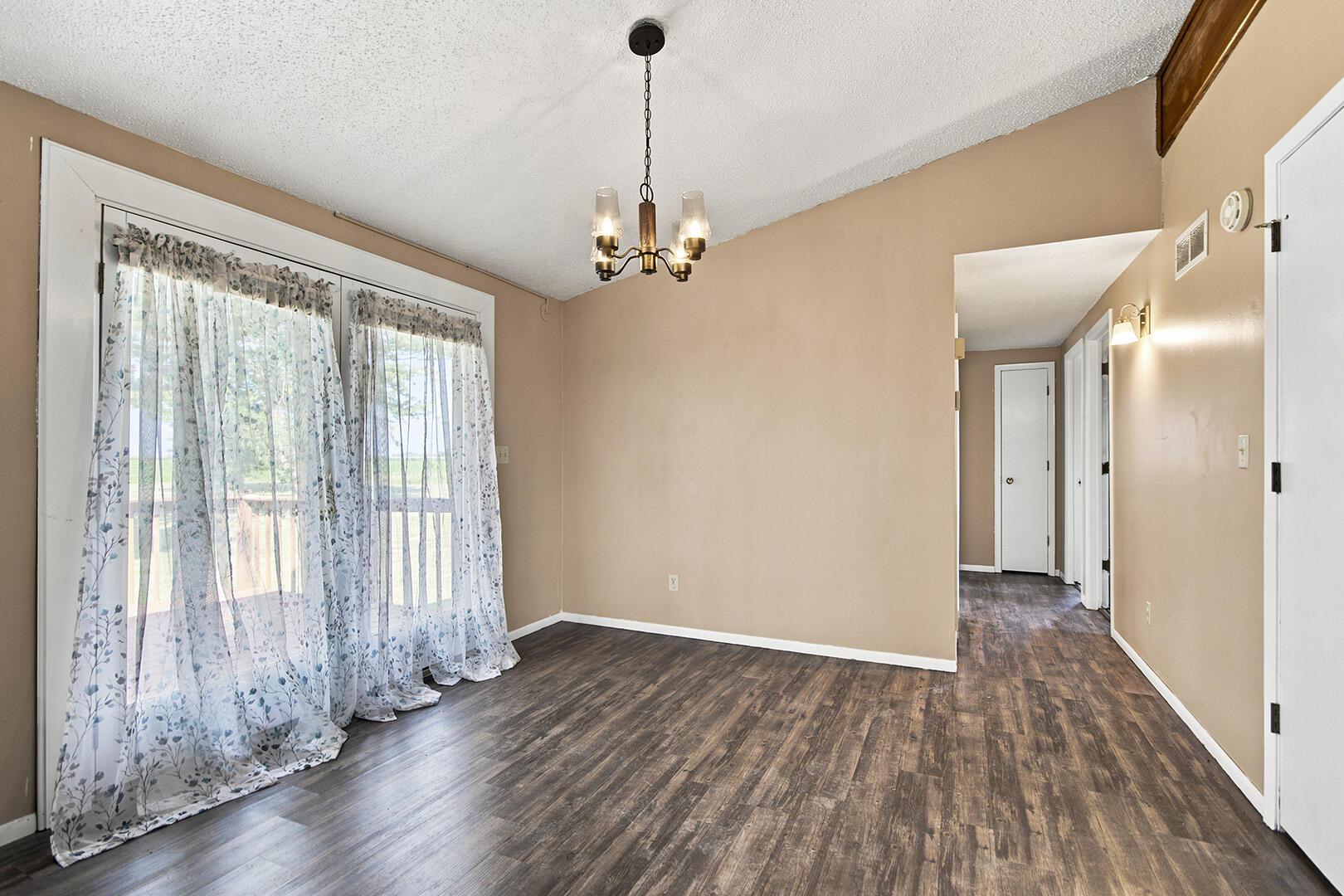36950 Highway K Property Photo 10
