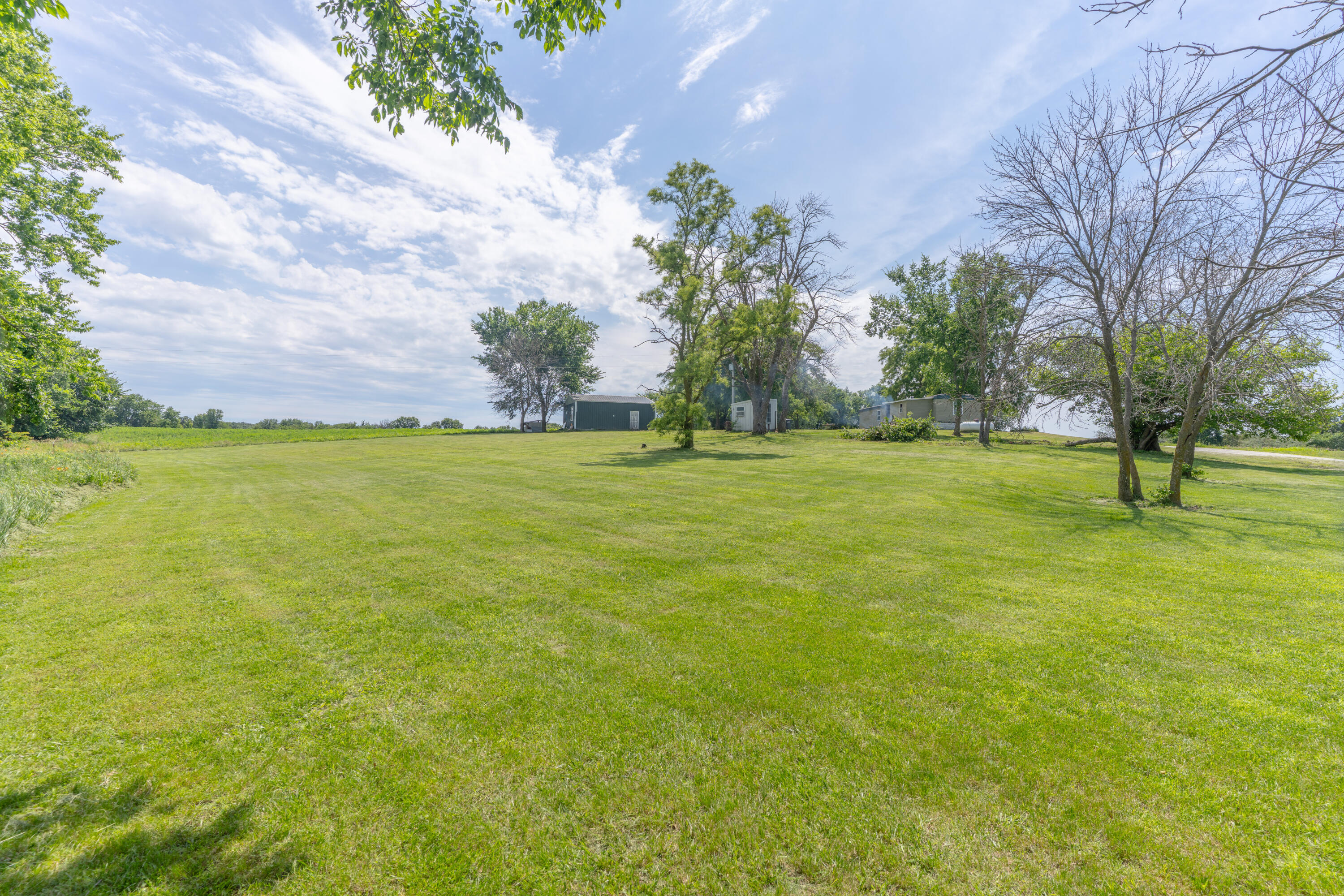 24212 Helmet Rd Property Photo 4