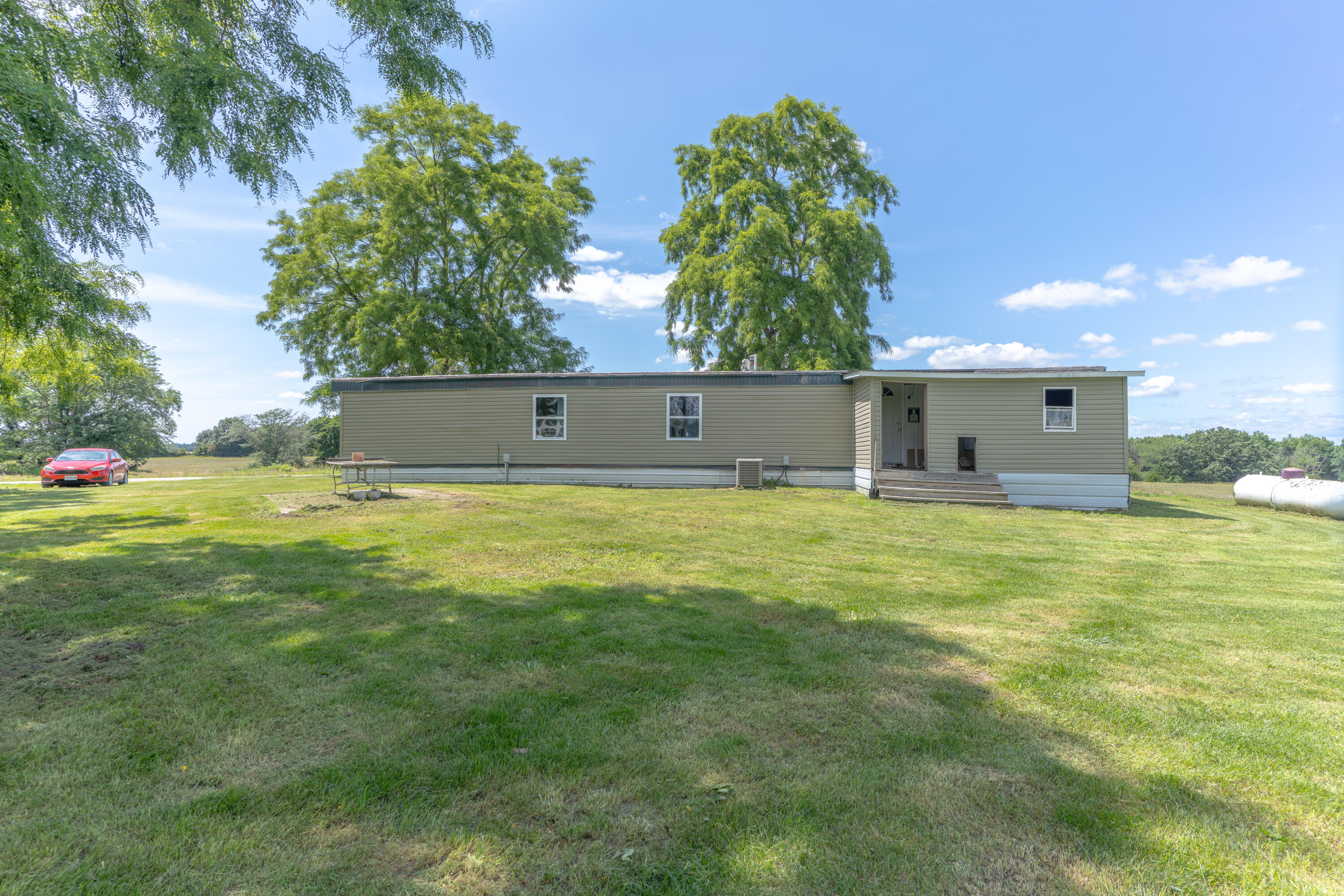 24212 Helmet Rd Property Photo 9
