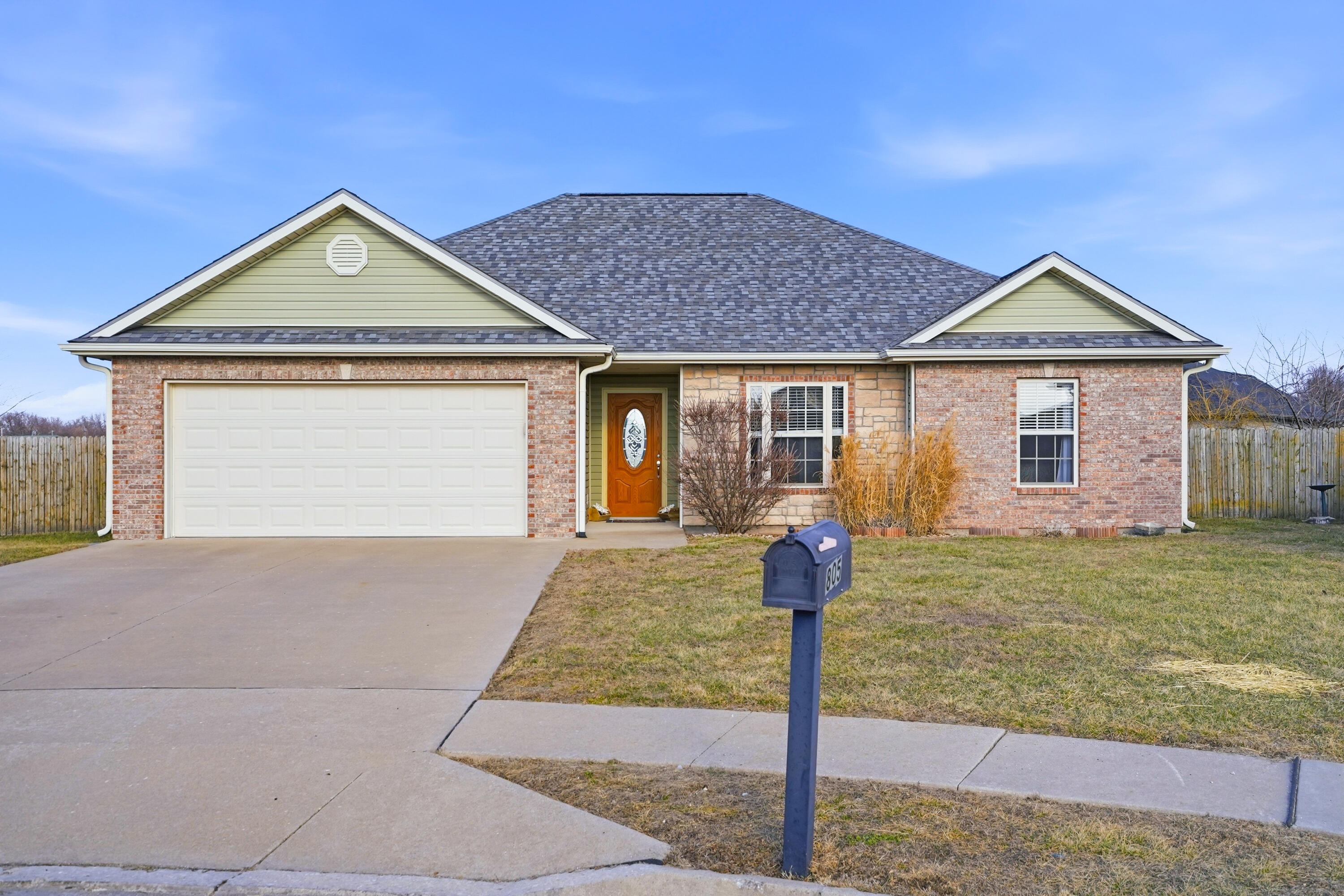 805 Chris Court Ct Property Photo 1