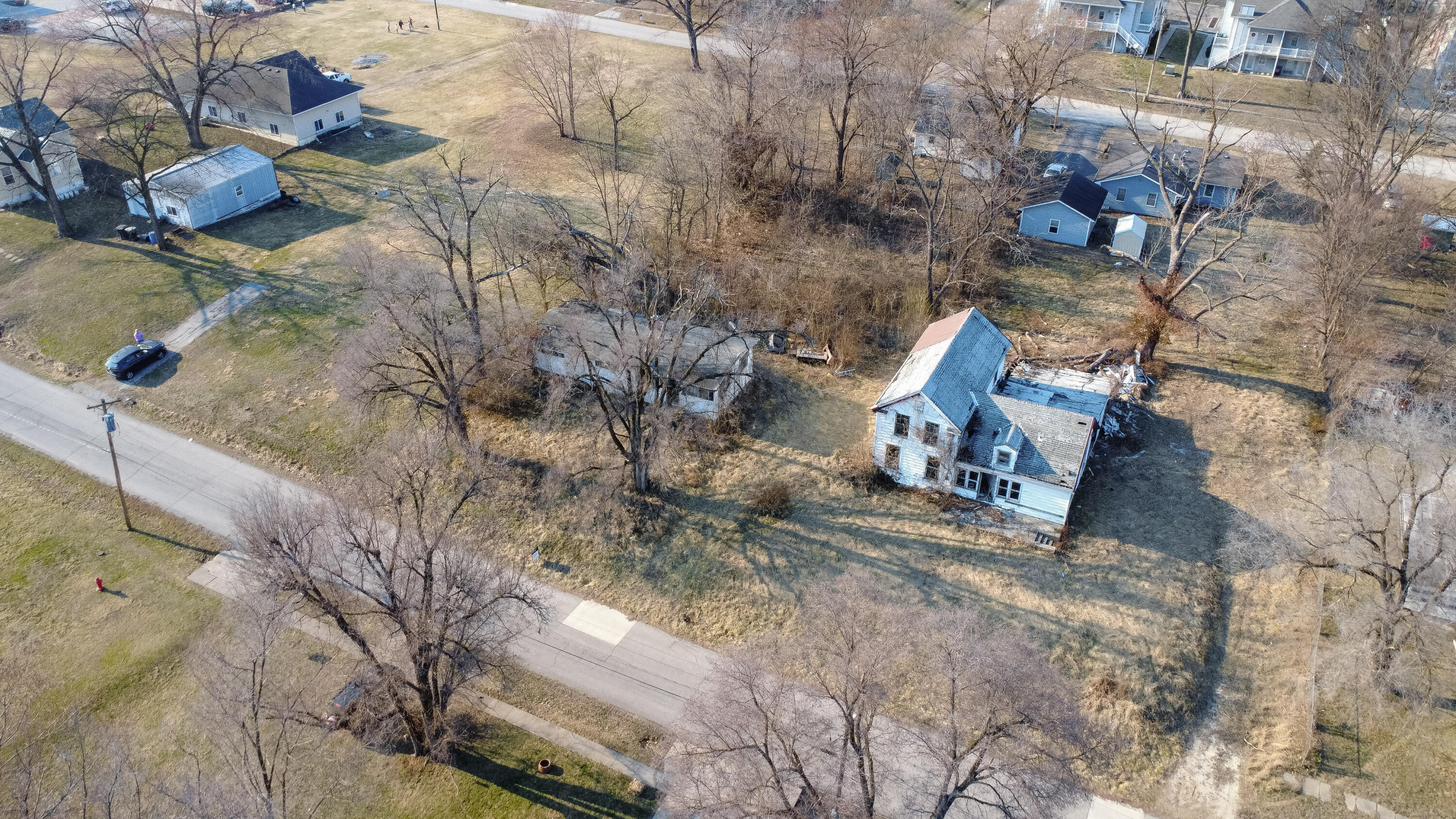 313 E Morrison St Property Photo 4