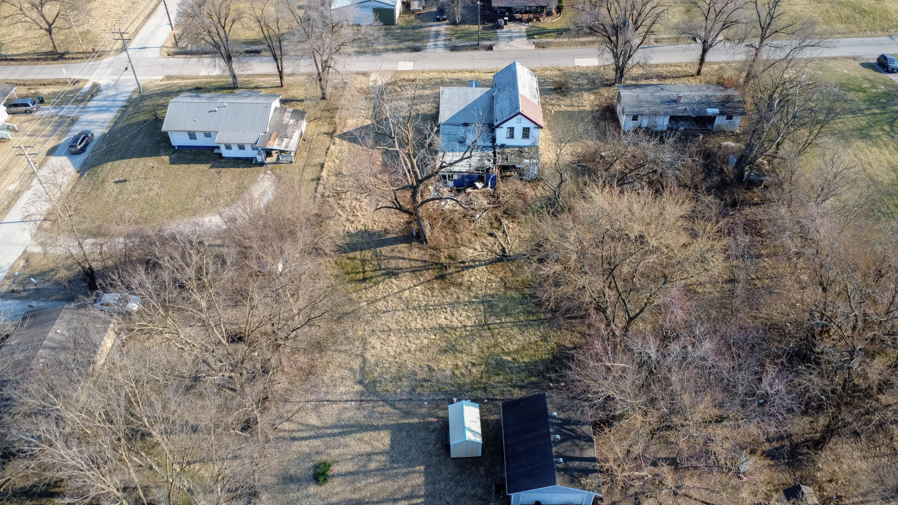313 E Morrison St Property Photo 9