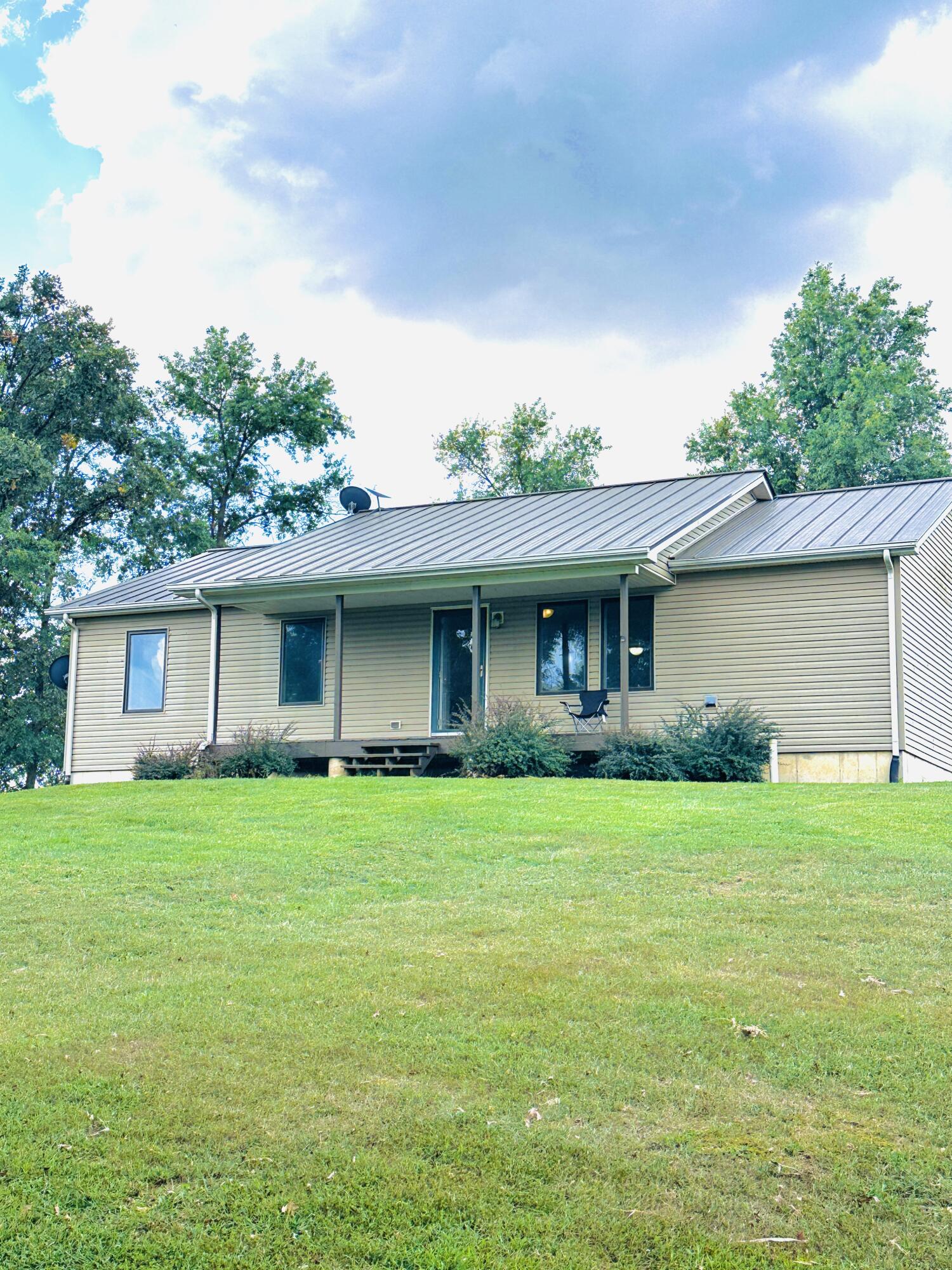 9383 Audrain Road 625 Property Photo 1