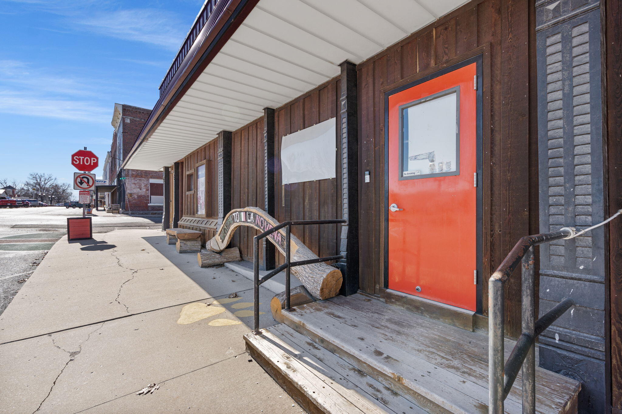 124 South Broadway Property Photo 6