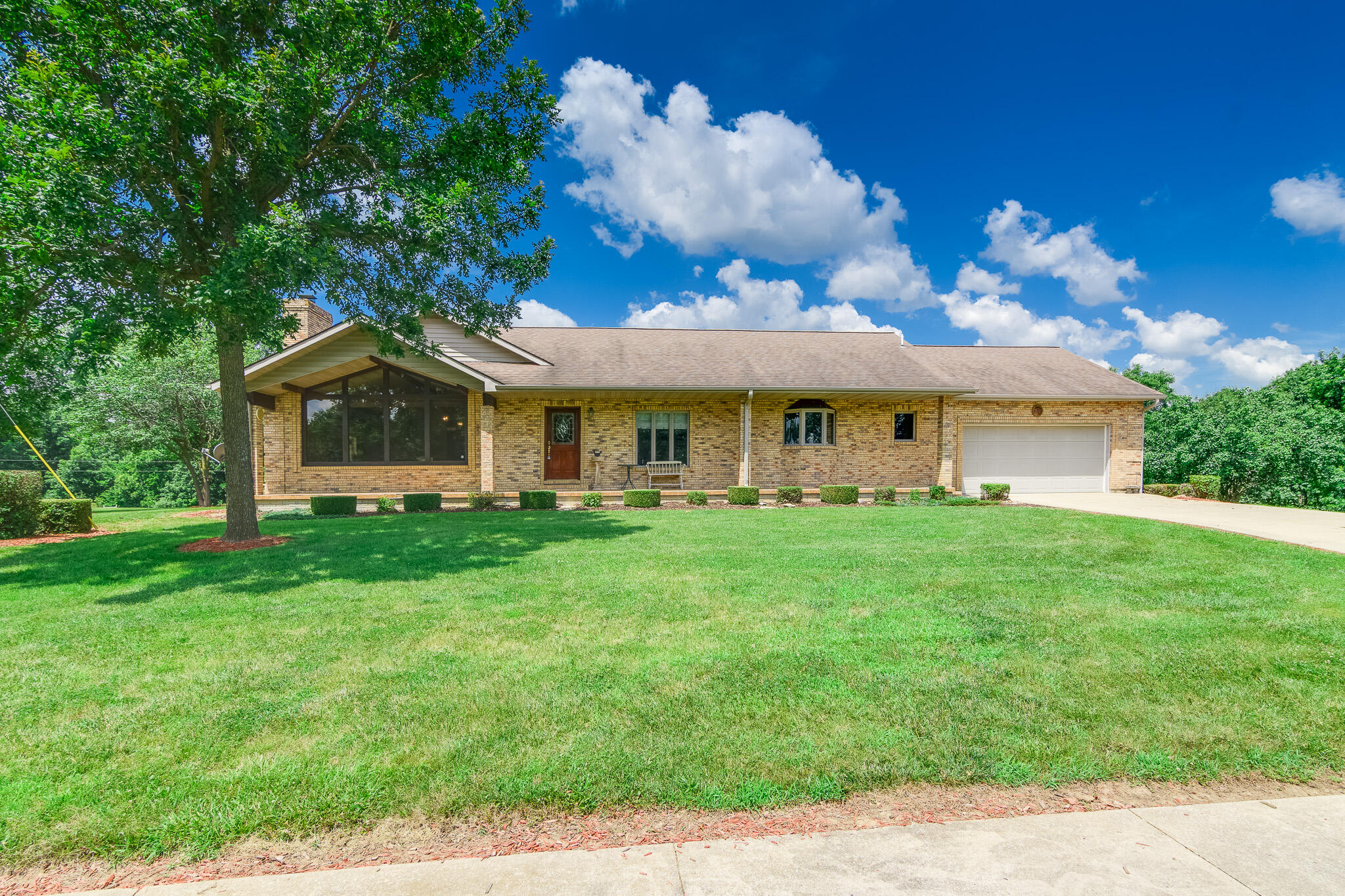 19108 Monroe Road 1117 Property Photo 1