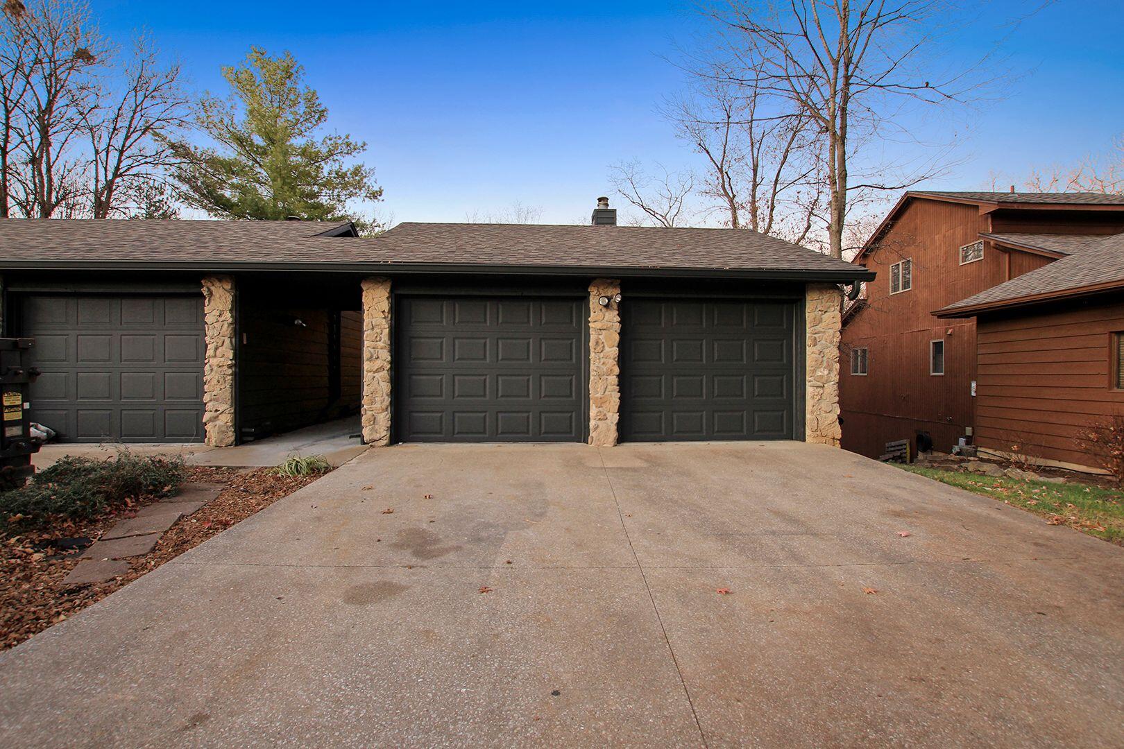 2804 Melody Ln Property Photo 17