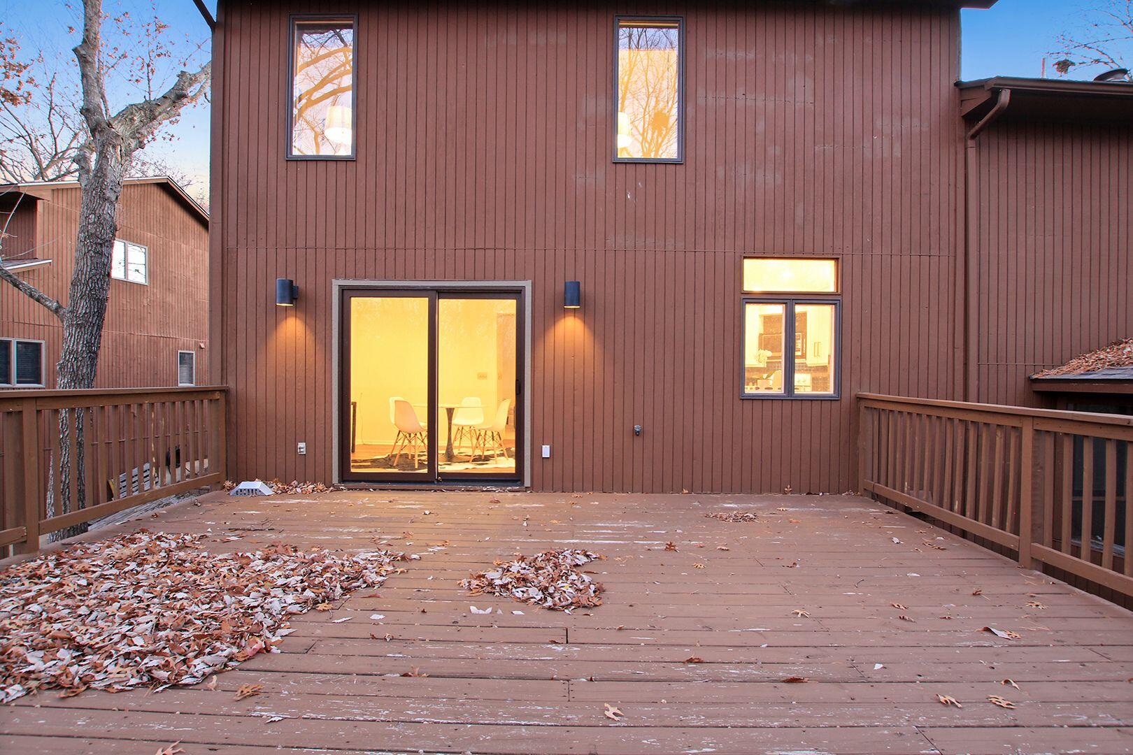 2804 Melody Ln Property Photo 18