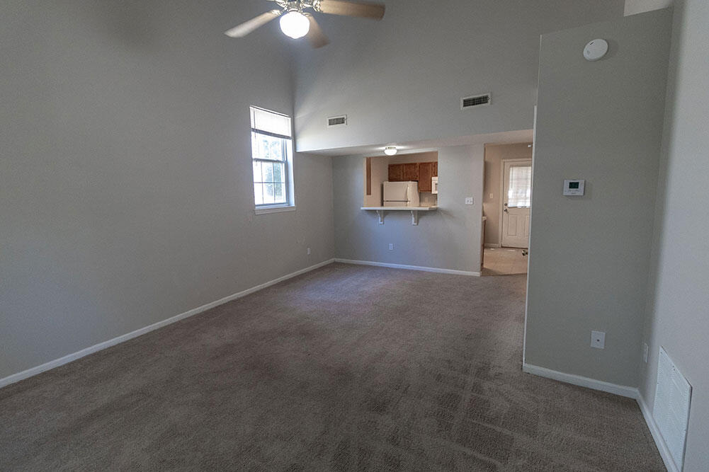 5569 Pinehurst Ln Property Photo 2