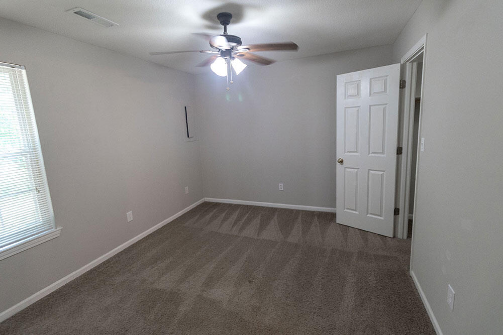 5569 Pinehurst Ln Property Photo 8