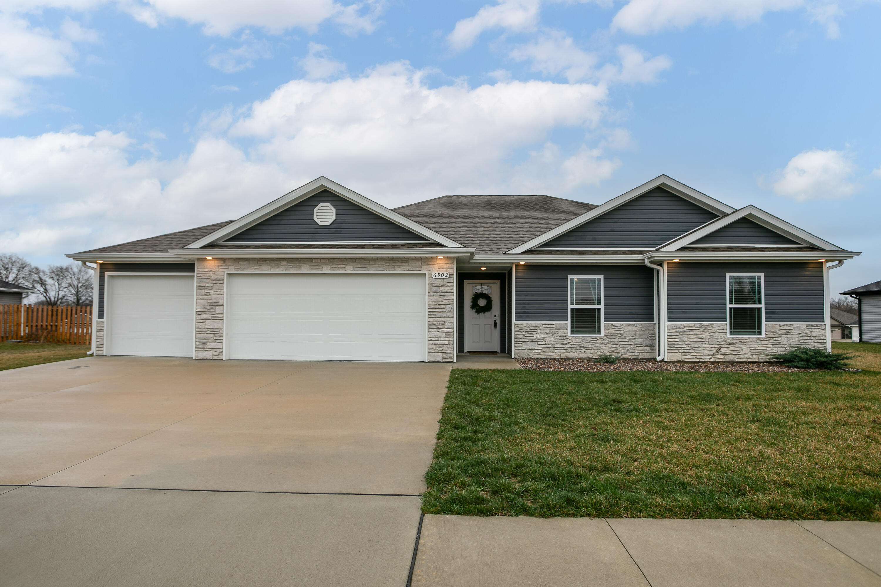 6502 Douglas Pky Property Photo 1